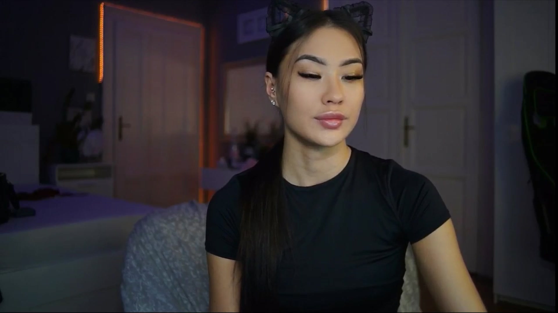 Gallery image thumbnail from MaiStream's myfreecams stream on, 02/05/2026, 21:33 image 19 of 20