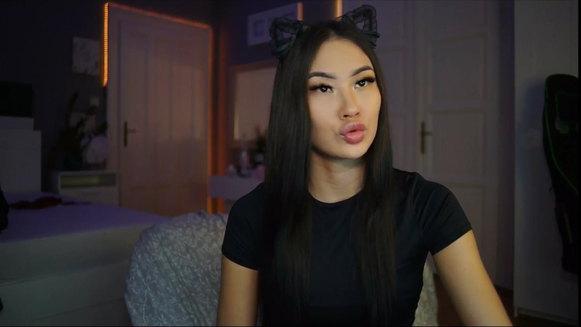 Gallery image thumbnail from MaiStream's myfreecams stream on, 02/05/2026, 21:33 image 12 of 20
