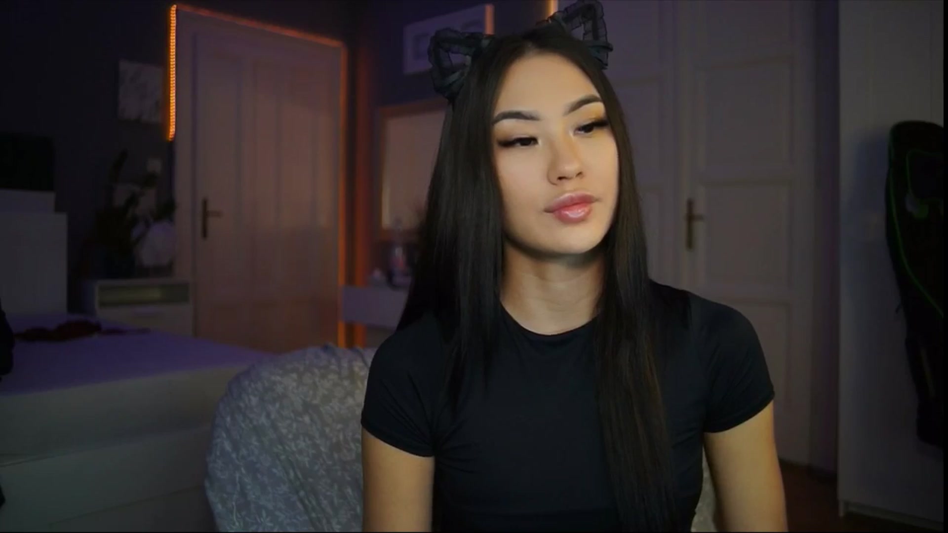 Gallery image thumbnail from MaiStream's myfreecams stream on, 02/05/2026, 21:33 image 14 of 20