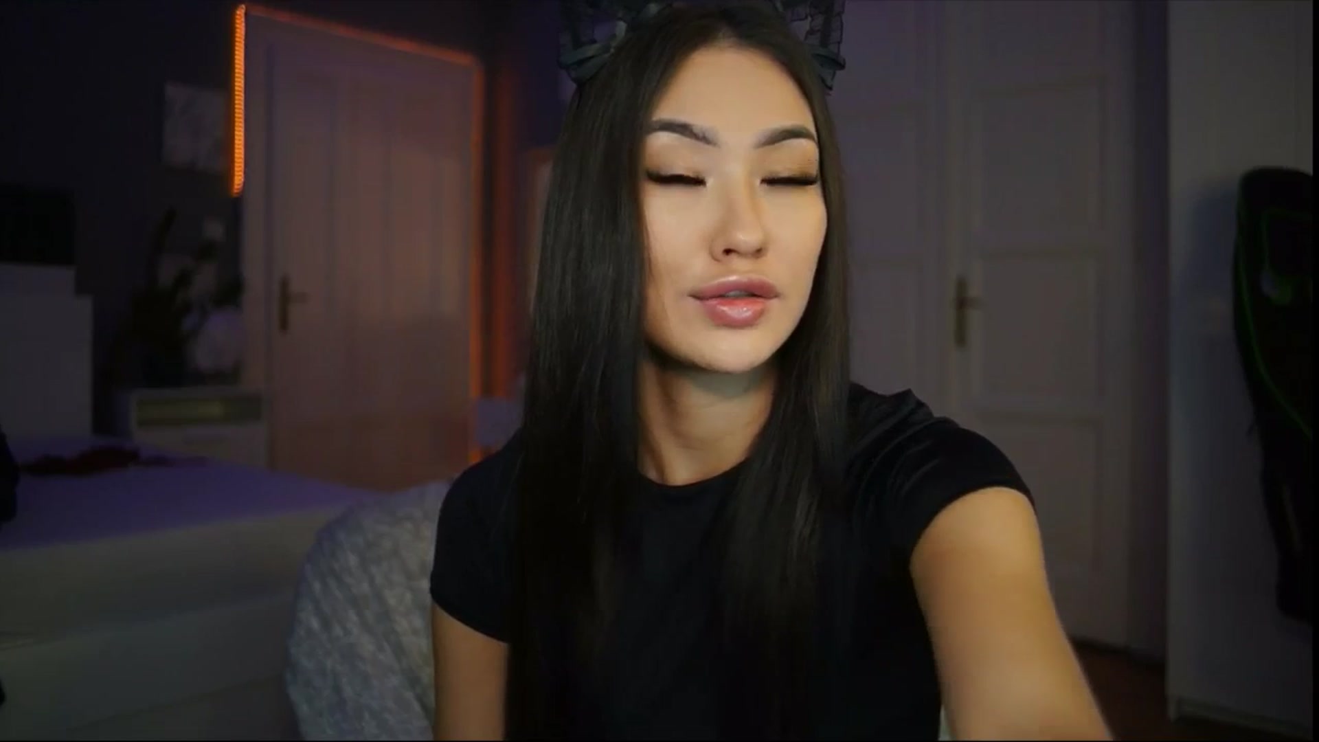 Gallery image thumbnail from MaiStream's myfreecams stream on, 02/05/2026, 21:33 image 15 of 20