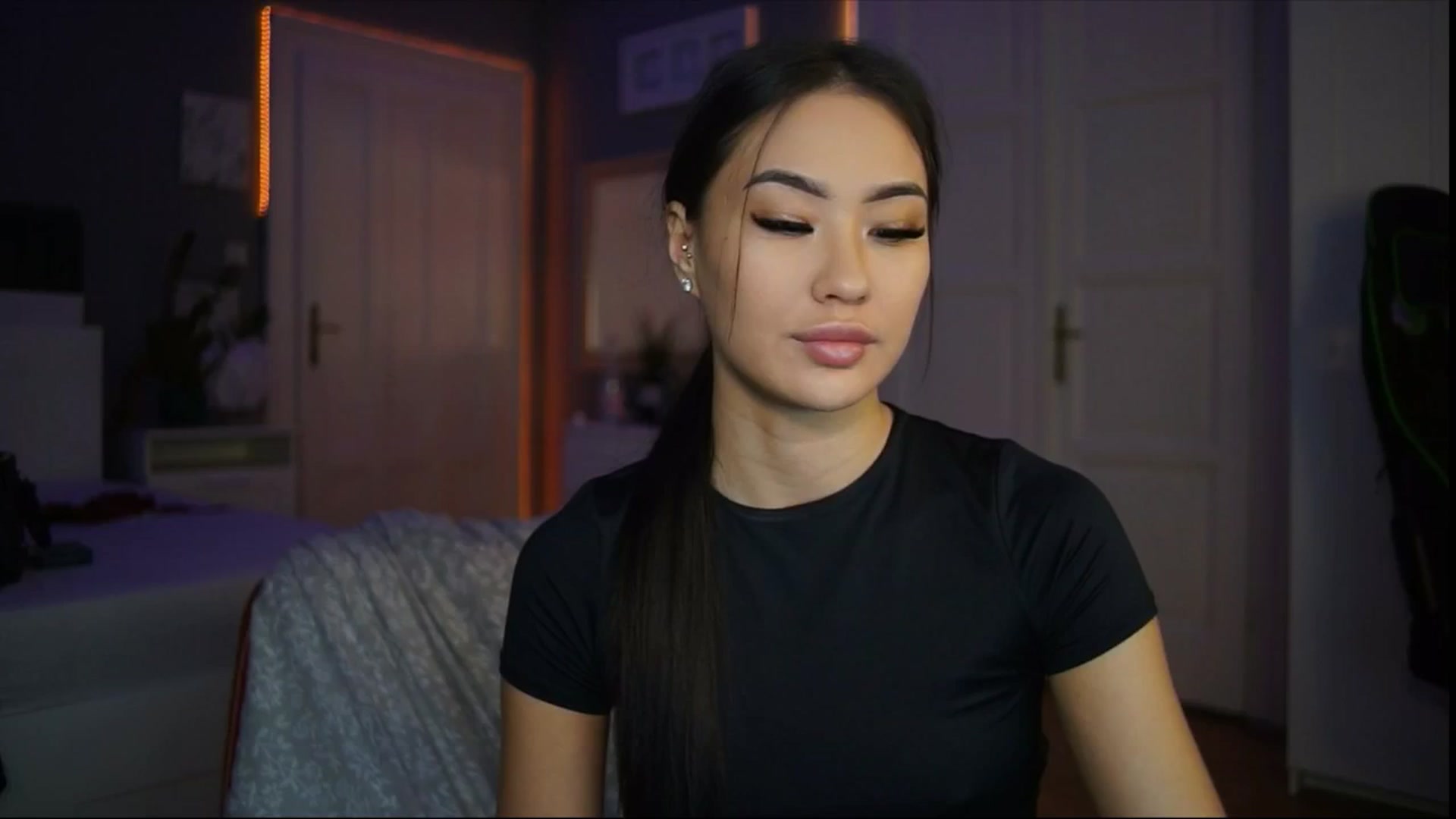 Gallery image thumbnail from MaiStream's myfreecams stream on, 02/05/2026, 22:12 image 9 of 20