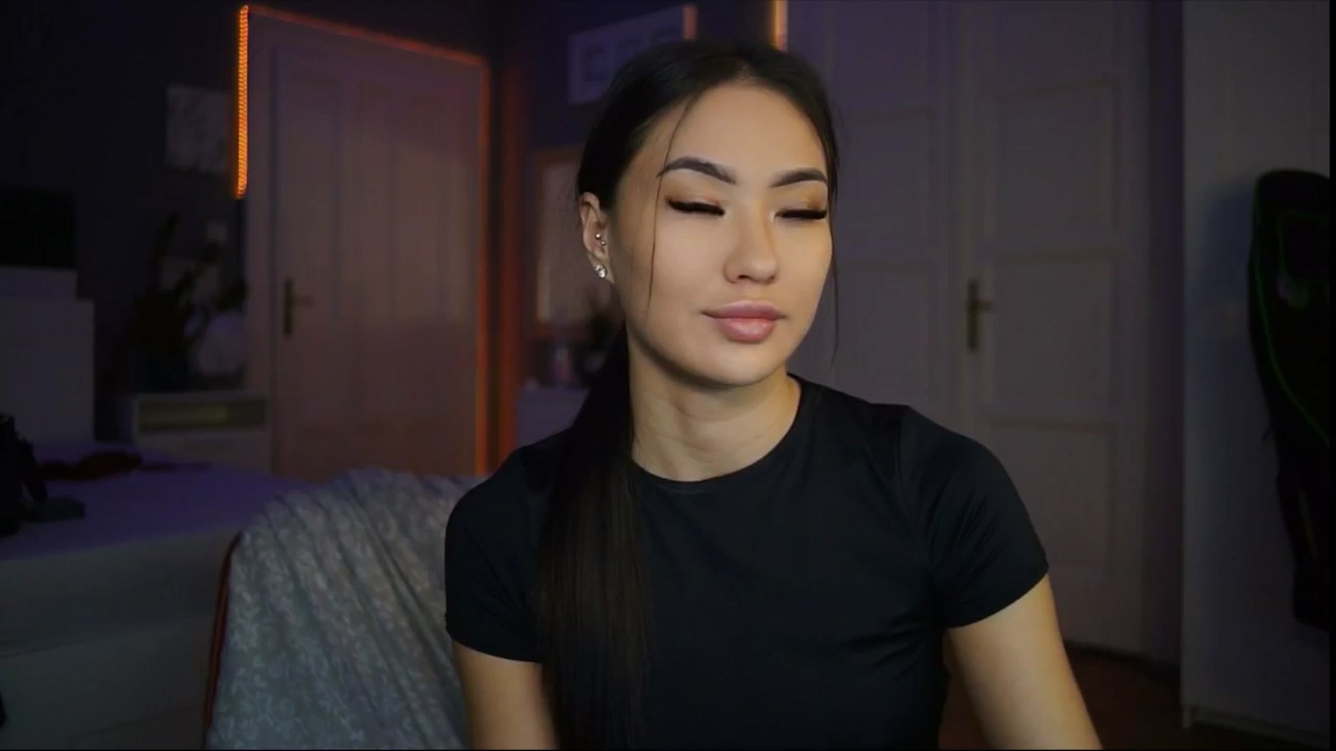 Gallery image thumbnail from MaiStream's myfreecams stream on, 02/05/2026, 22:12 image 12 of 20