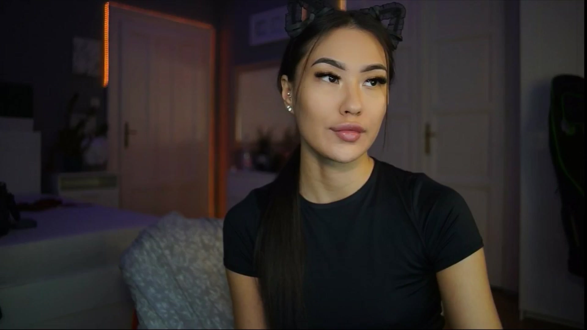 Gallery image thumbnail from MaiStream's myfreecams stream on, 02/05/2026, 23:38 image 9 of 20