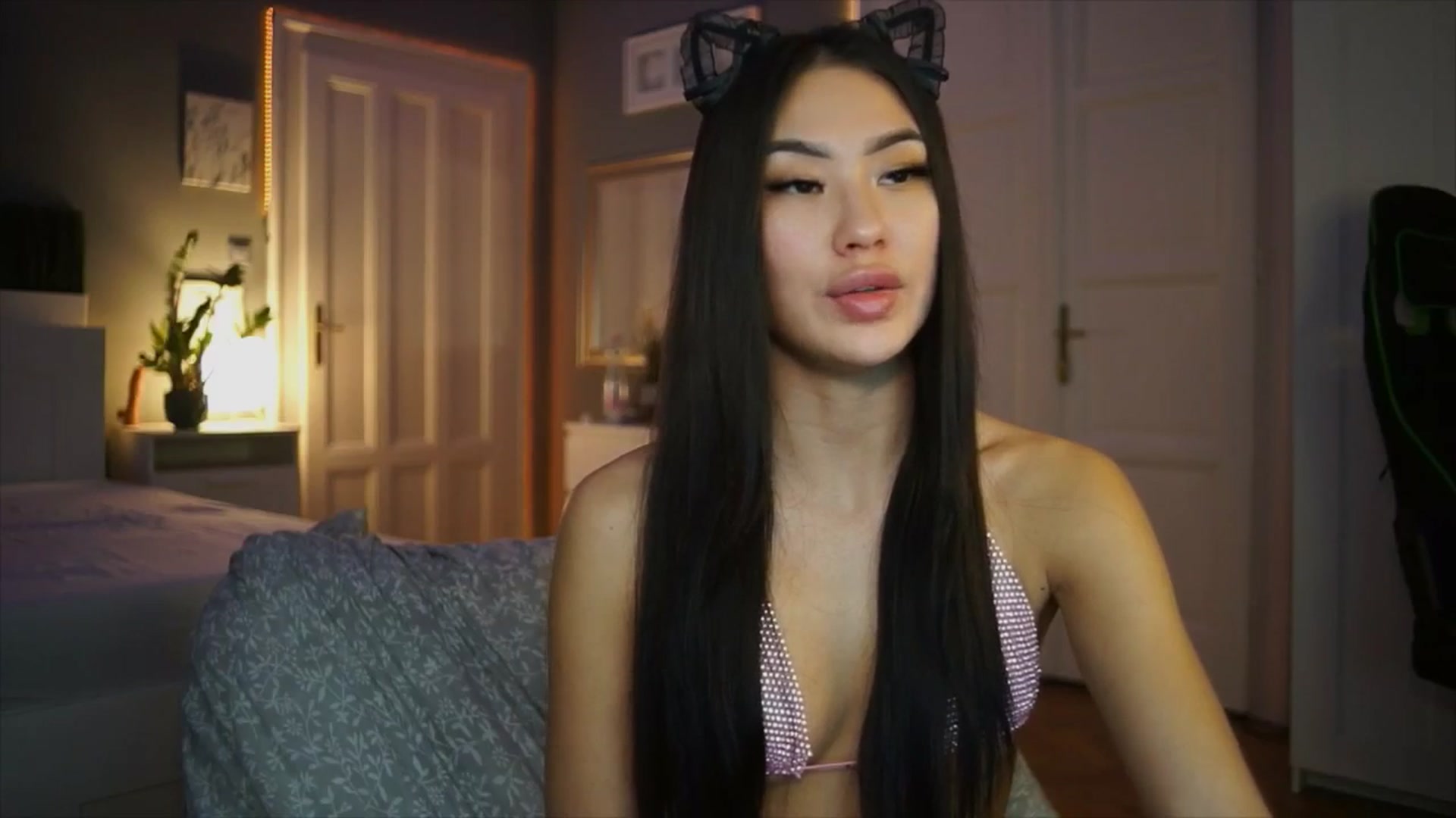 Gallery image thumbnail from MaiStream's myfreecams stream on, 02/06/2026, 21:51 image 17 of 20