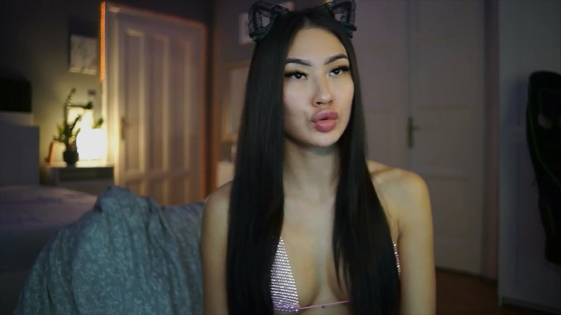 Gallery image thumbnail from MaiStream's myfreecams stream on, 02/06/2026, 21:51 image 2 of 20