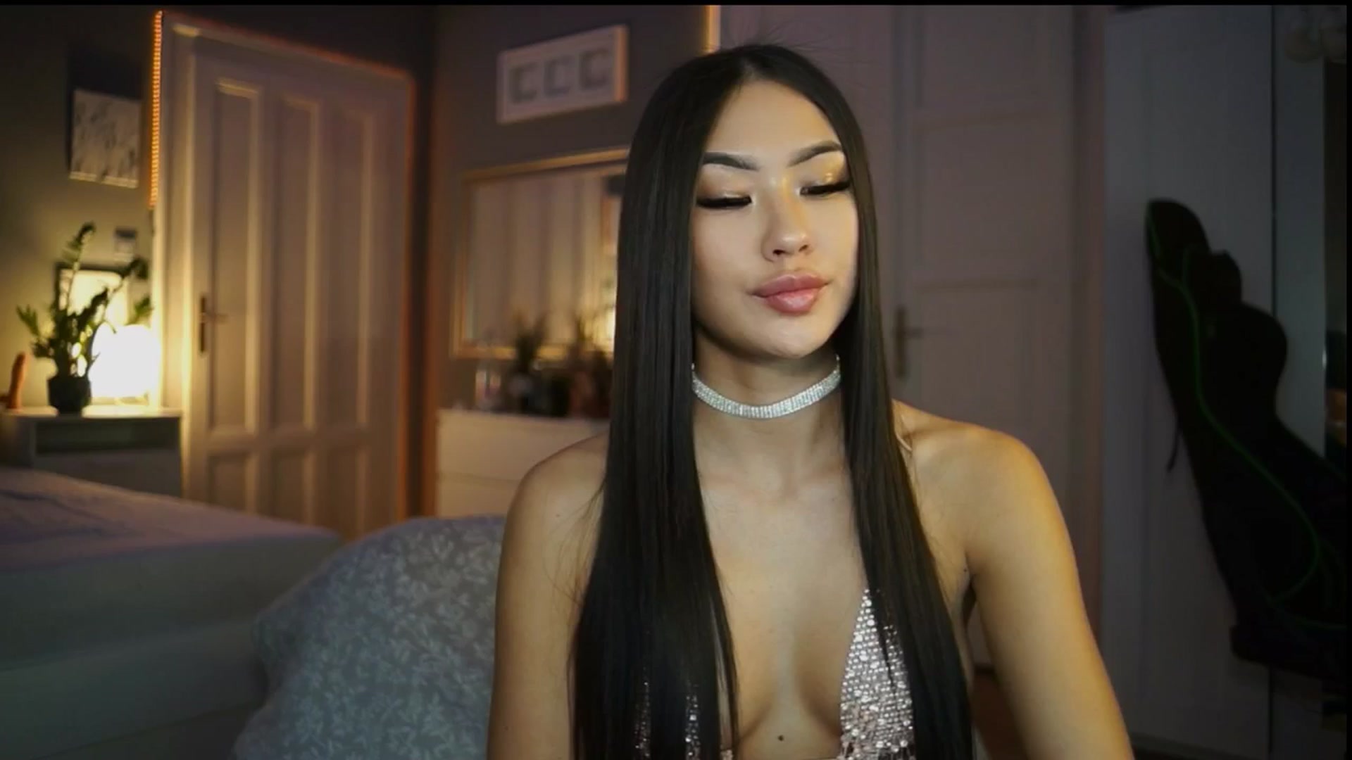 Gallery image thumbnail from MaiStream's myfreecams stream on, 02/09/2026, 22:20 image 16 of 20