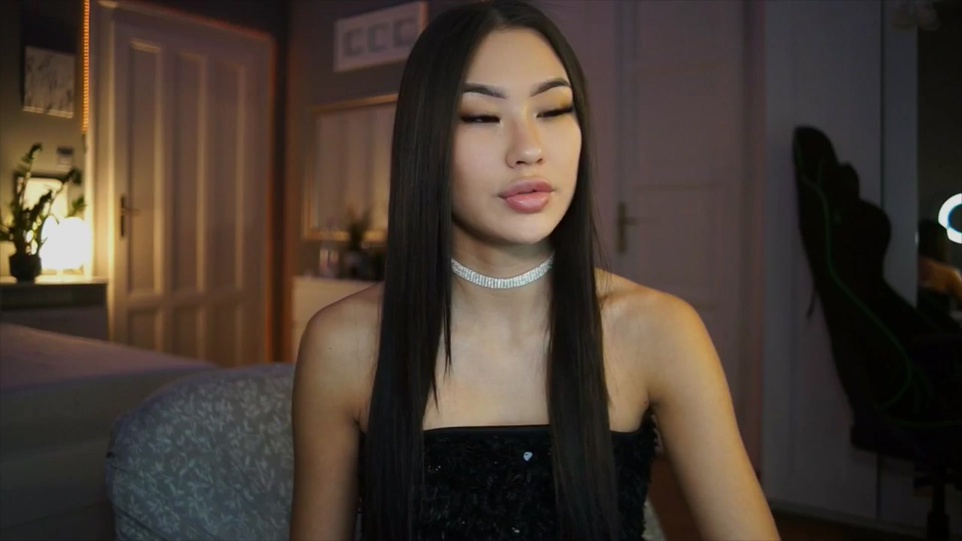 Gallery image thumbnail from MaiStream's myfreecams stream on, 02/10/2026, 22:40 image 1 of 20