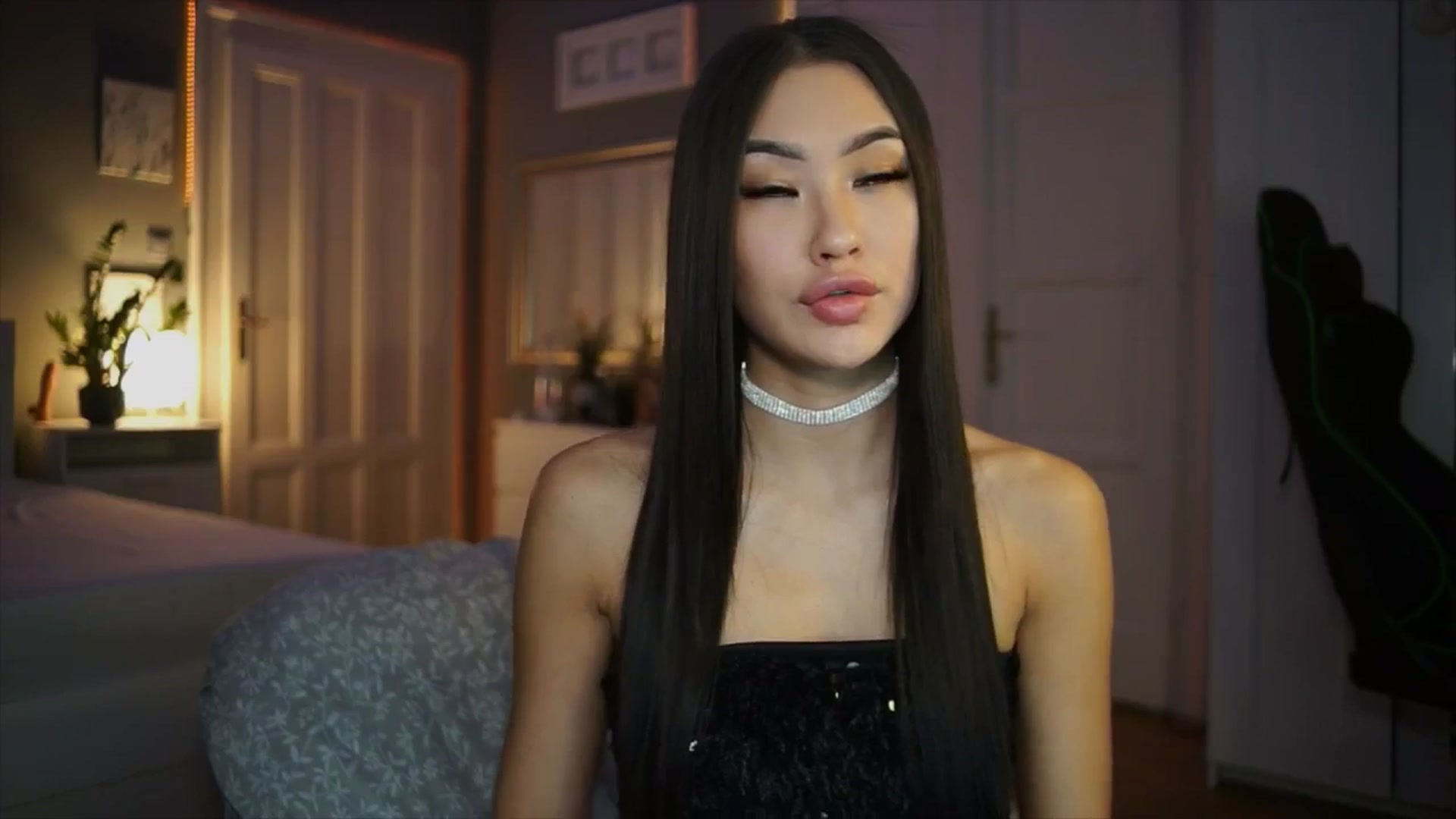 Gallery image thumbnail from MaiStream's myfreecams stream on, 02/10/2026, 22:40 image 4 of 20