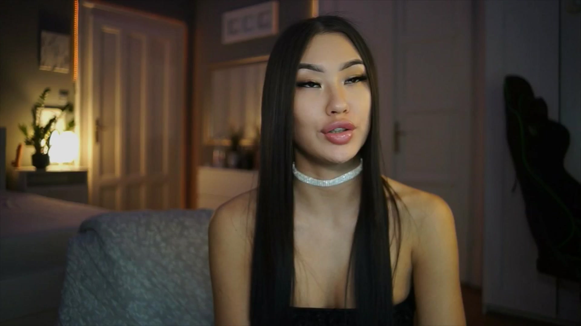 Gallery image thumbnail from MaiStream's myfreecams stream on, 02/10/2026, 23:28 image 6 of 20