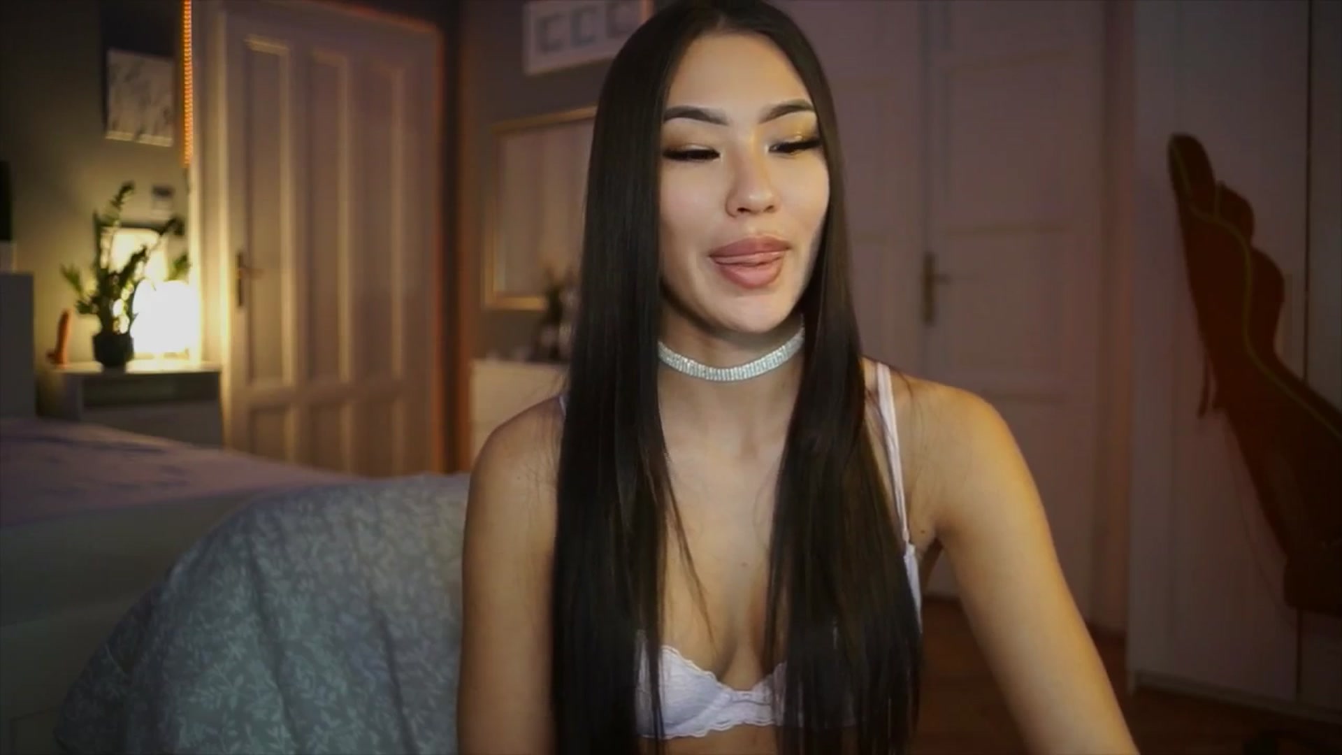 Gallery image thumbnail from MaiStream's myfreecams stream on, 02/13/2026, 21:10 image 12 of 20