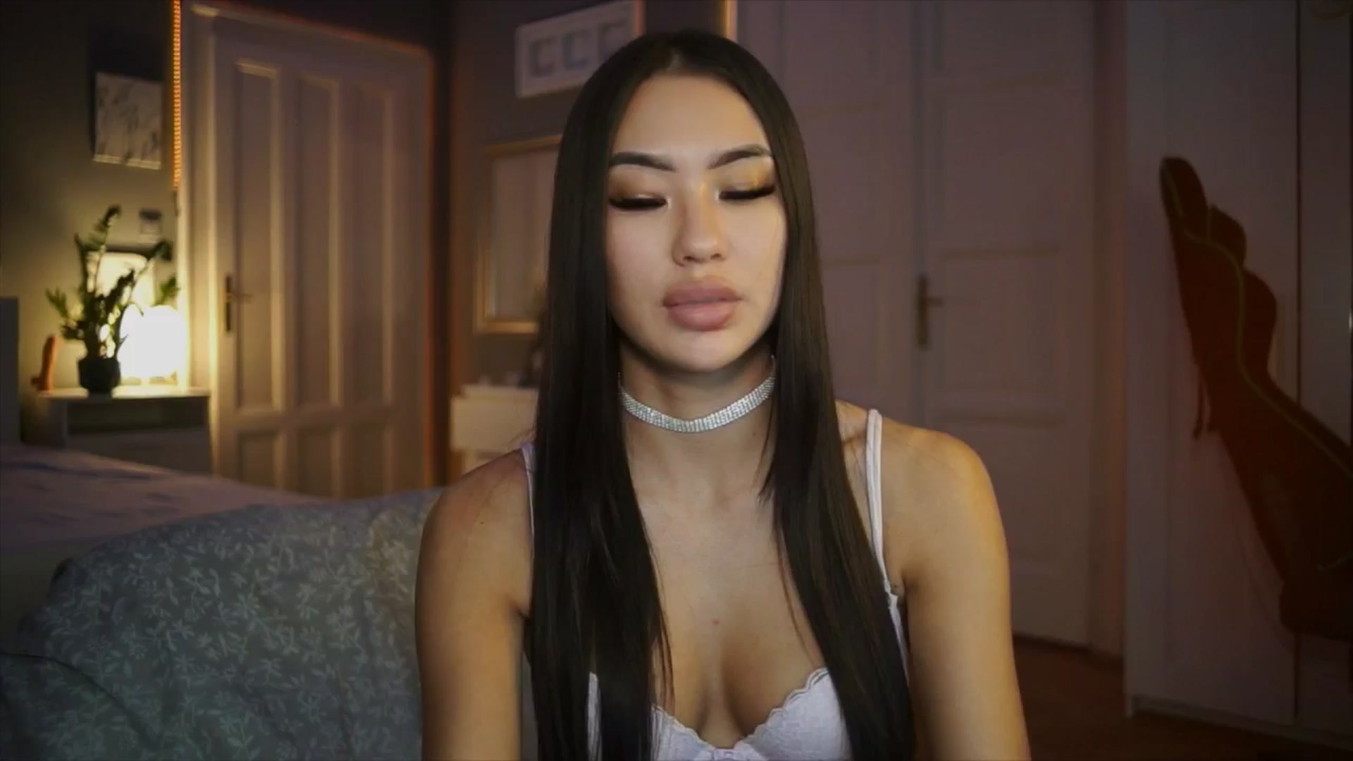 Gallery image thumbnail from MaiStream's myfreecams stream on, 02/13/2026, 23:41 image 12 of 20