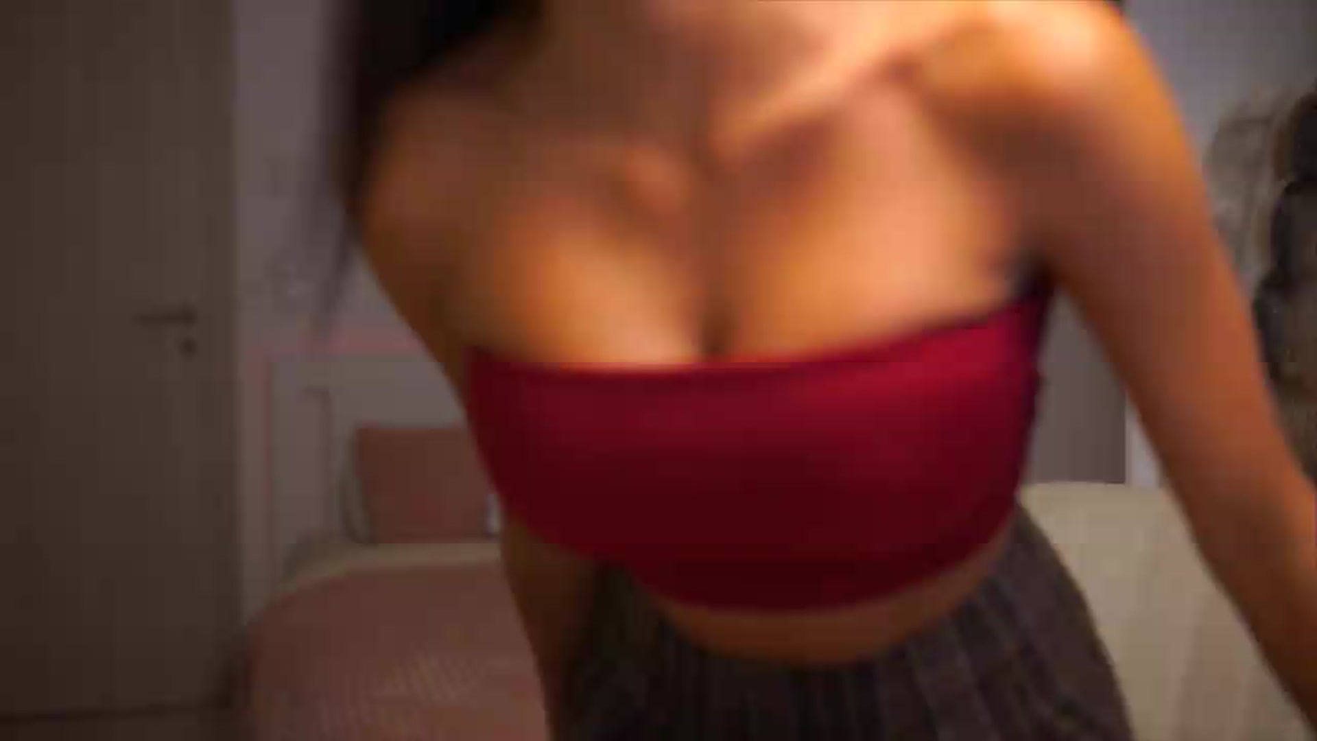 Gallery image thumbnail from MaiStream's myfreecams stream on, 08/03/2026, 19:16 image 17 of 20