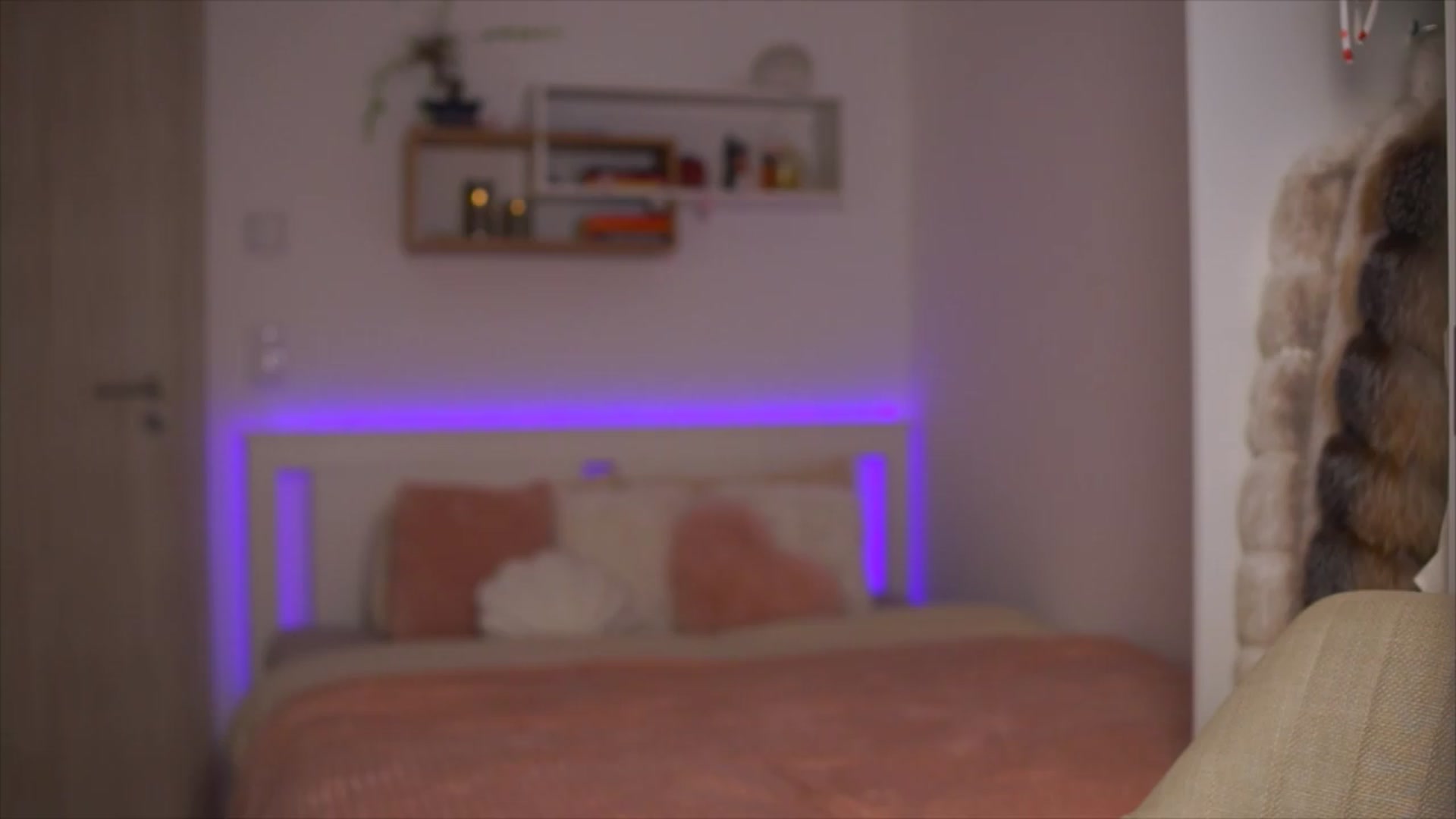 Gallery image thumbnail from MaiStream's myfreecams stream on, 08/15/2026, 24:46 image 10 of 20