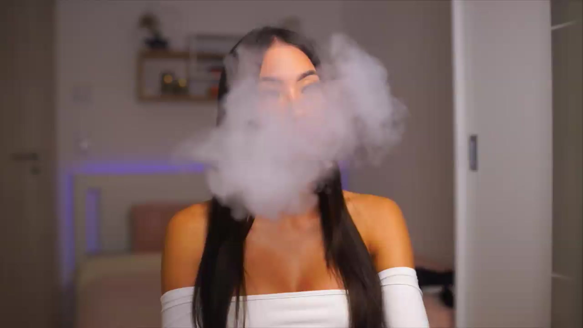 Gallery image thumbnail from MaiStream's myfreecams stream on, 09/10/2026, 22:13 image 2 of 20