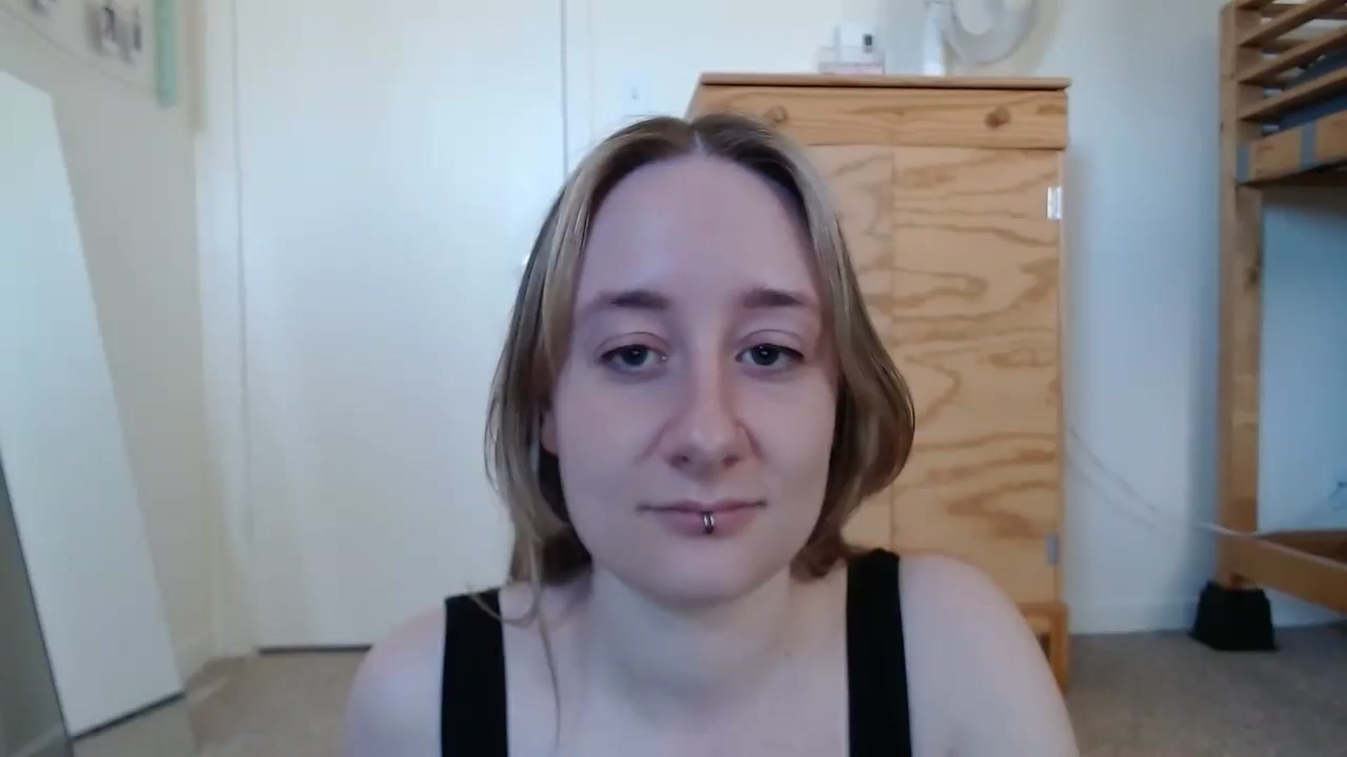 Gallery image thumbnail from Maia_Bella_x's myfreecams stream on, 05/04/2025, 15:30 image 18 of 20