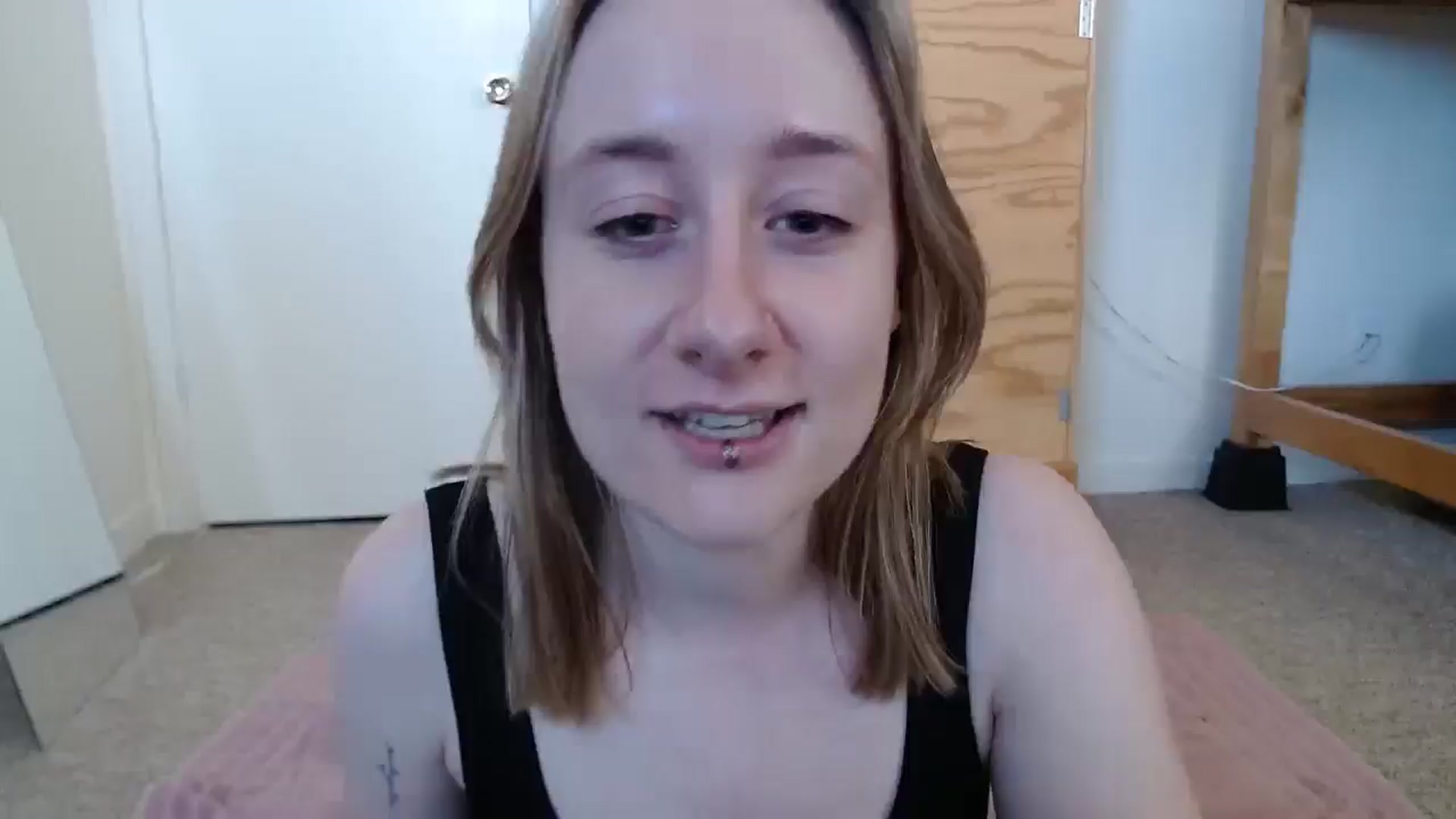 Gallery image thumbnail from Maia_Bella_x's myfreecams stream on, 05/04/2025, 15:30 image 12 of 20