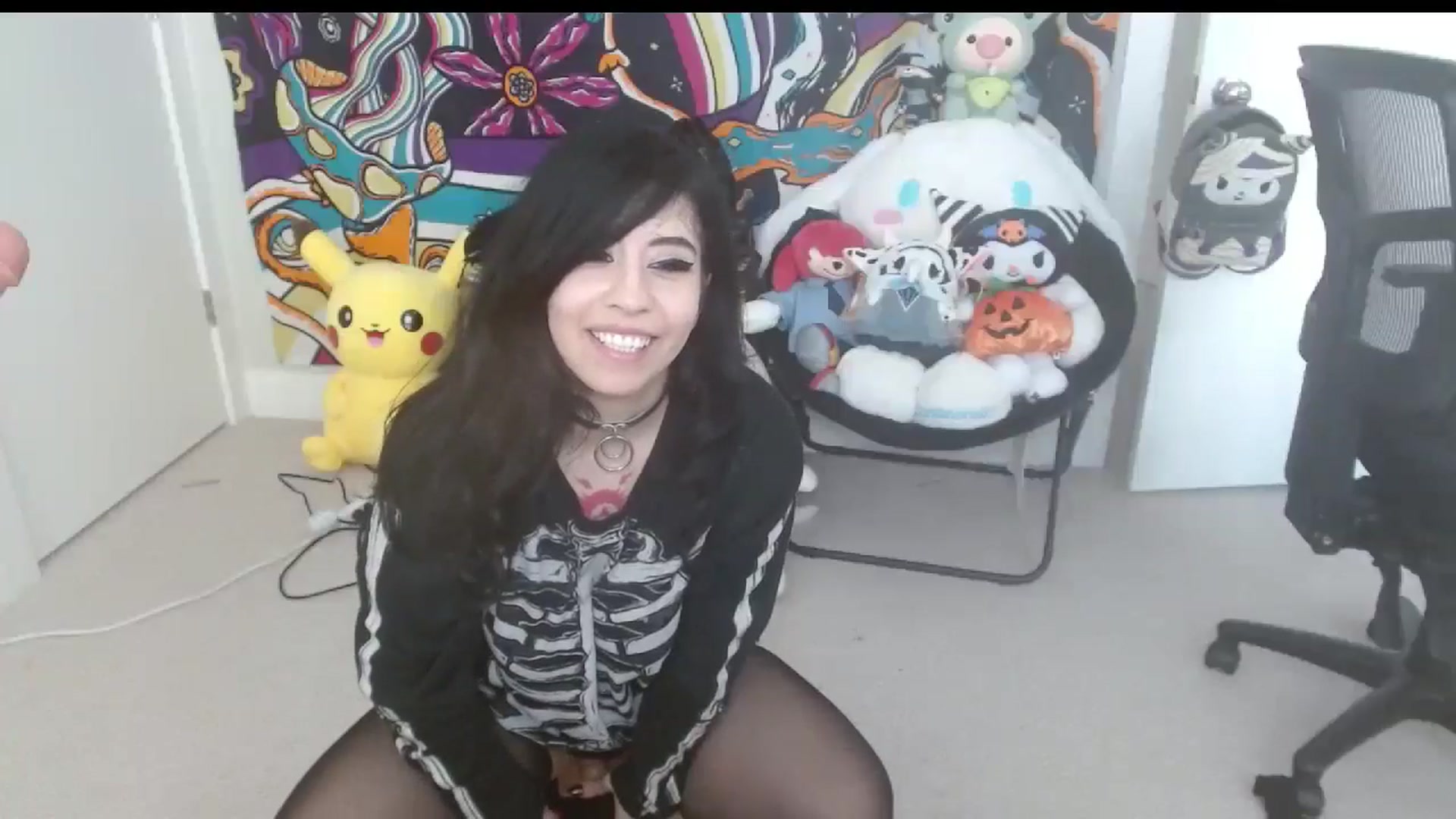 Gallery image thumbnail from Maikuchi's myfreecams stream on, 09/22/2024, 18:48 image 3 of 20