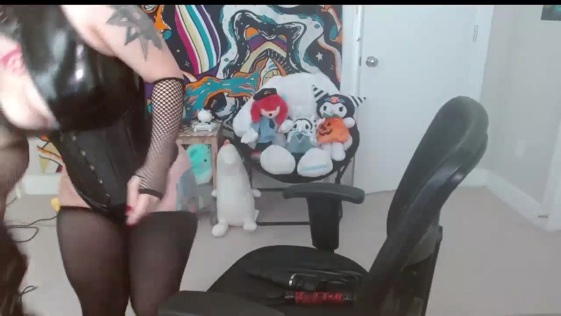 Gallery image thumbnail from Maikuchi's myfreecams stream on, 10/01/2024, 19:02 image 7 of 20