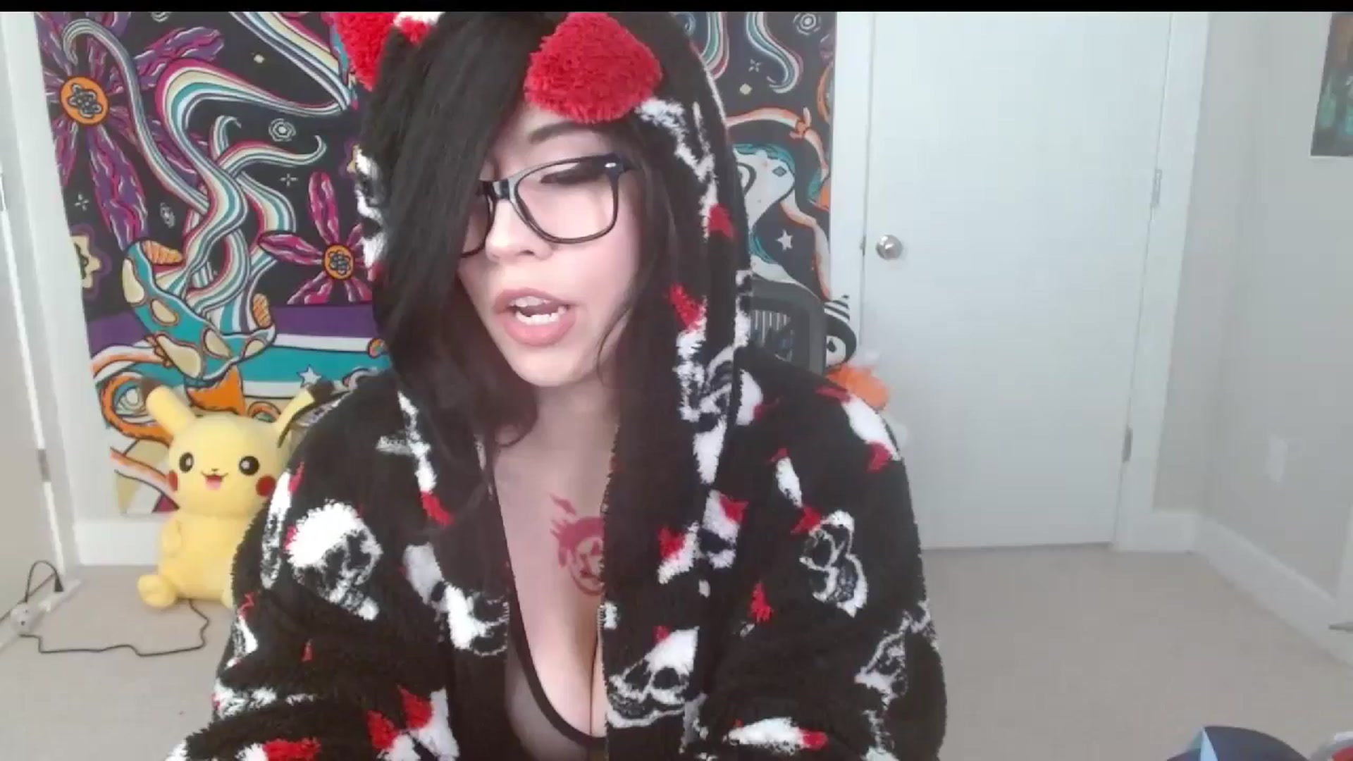 Gallery image thumbnail from Maikuchi's myfreecams stream on, 10/04/2024, 18:19 image 10 of 20