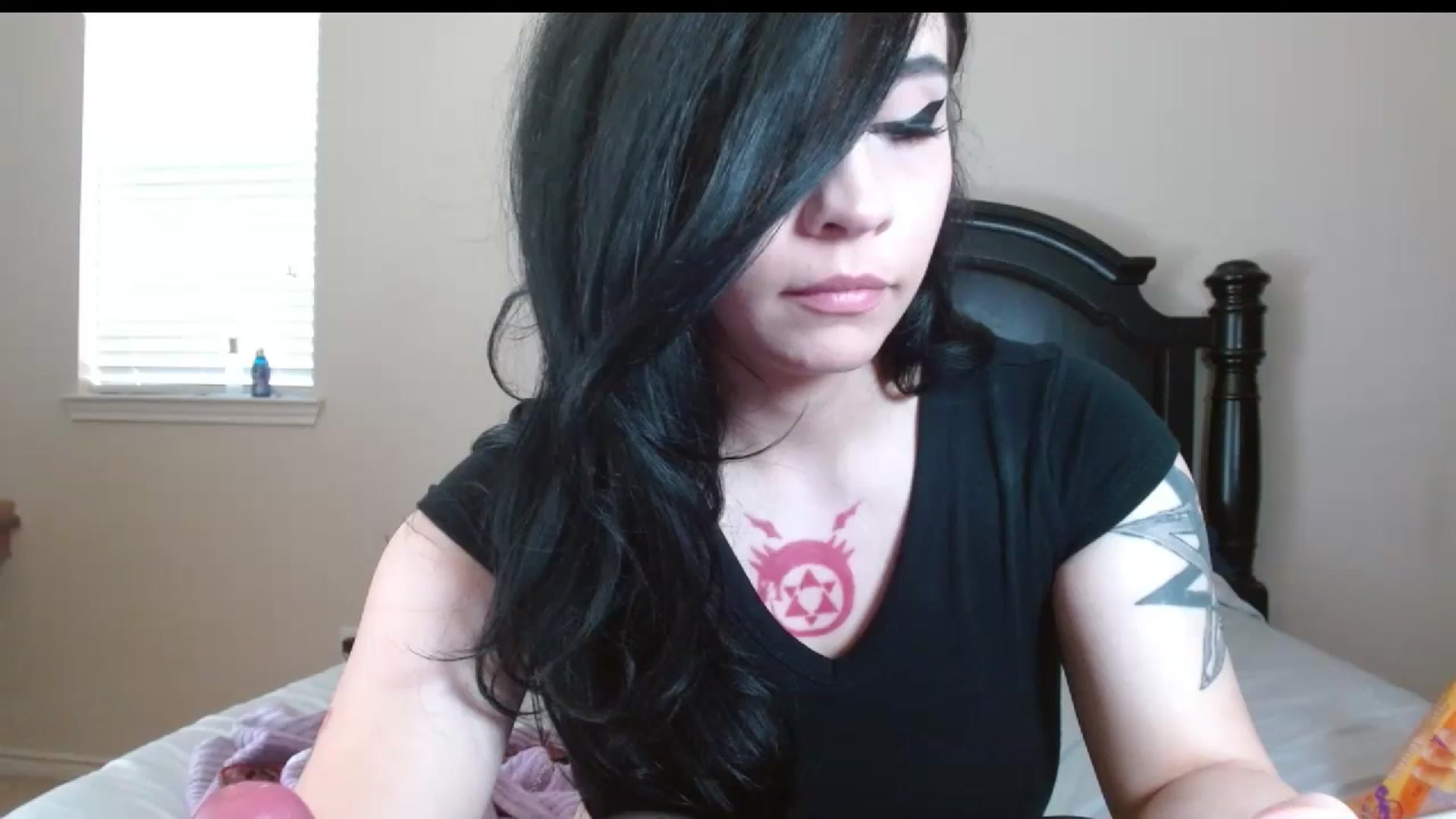 Gallery image thumbnail from Maikuchi's myfreecams stream on, 10/17/2024, 18:01 image 18 of 20