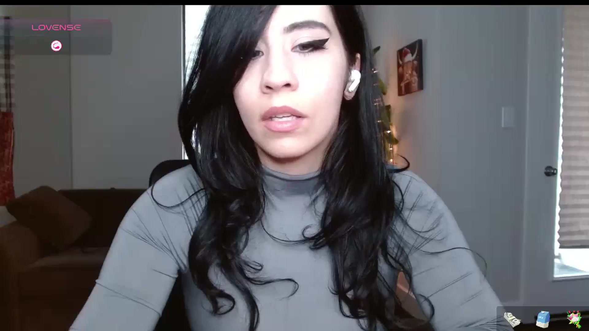 Gallery image thumbnail from Maikuchi's myfreecams stream on, 11/17/2024, 16:04 image 9 of 20