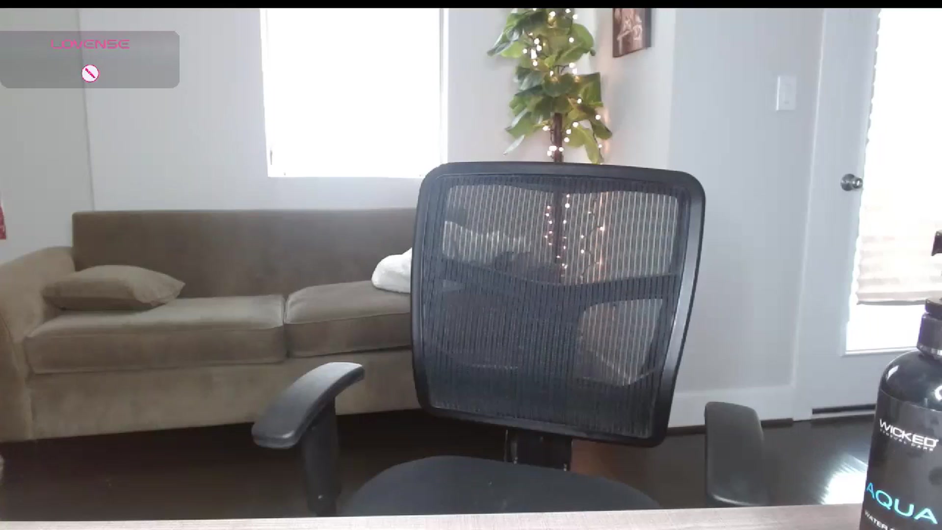 Gallery image thumbnail from Maikuchi's myfreecams stream on, 11/20/2024, 18:51 image 19 of 20