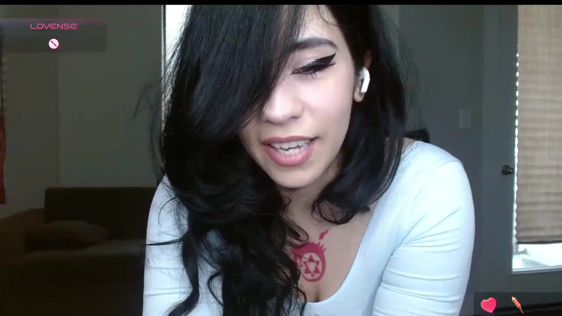 Gallery image thumbnail from Maikuchi's myfreecams stream on, 11/20/2024, 18:51 image 5 of 20