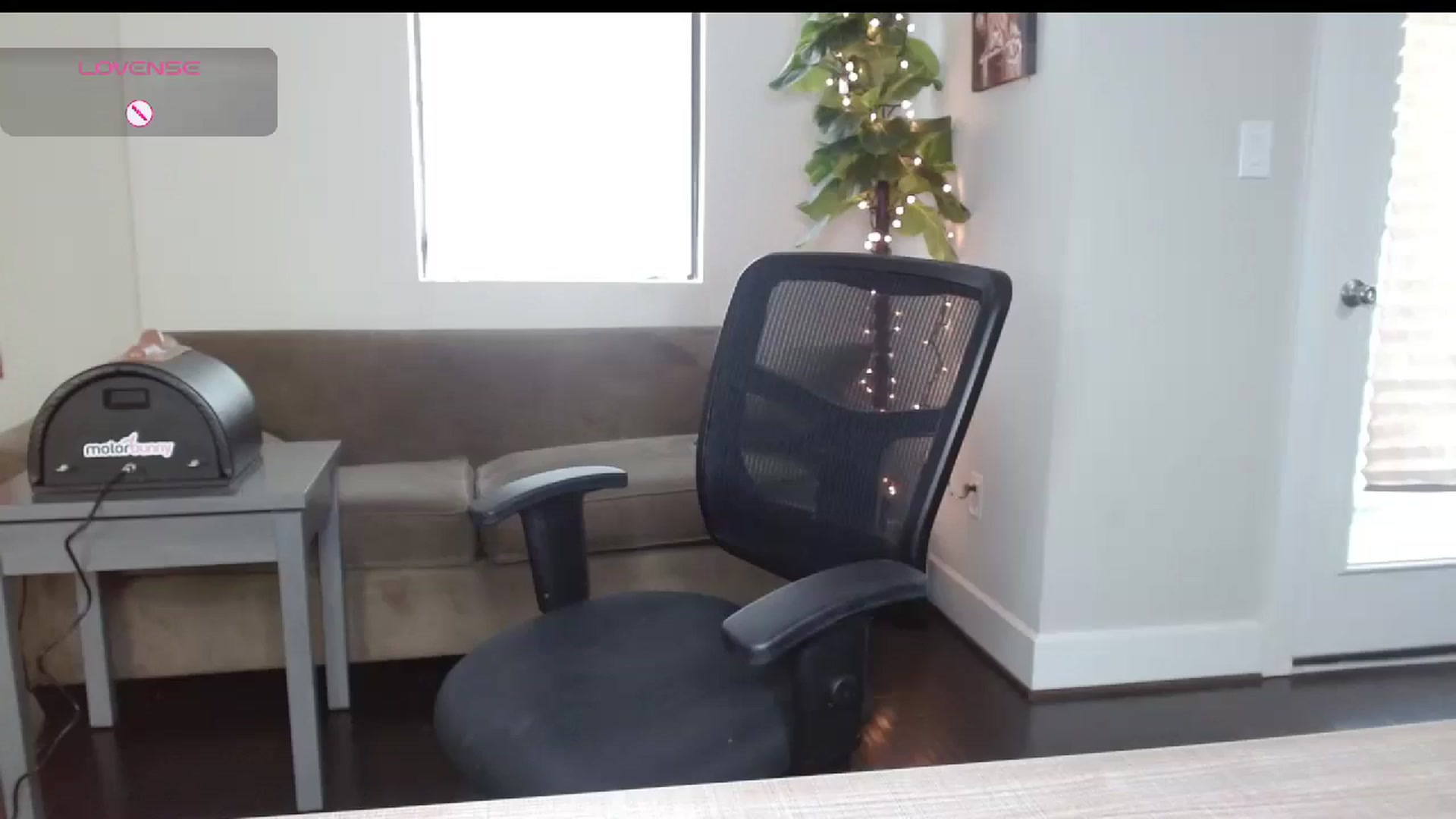 Gallery image thumbnail from Maikuchi's myfreecams stream on, 12/01/2024, 16:57 image 4 of 20