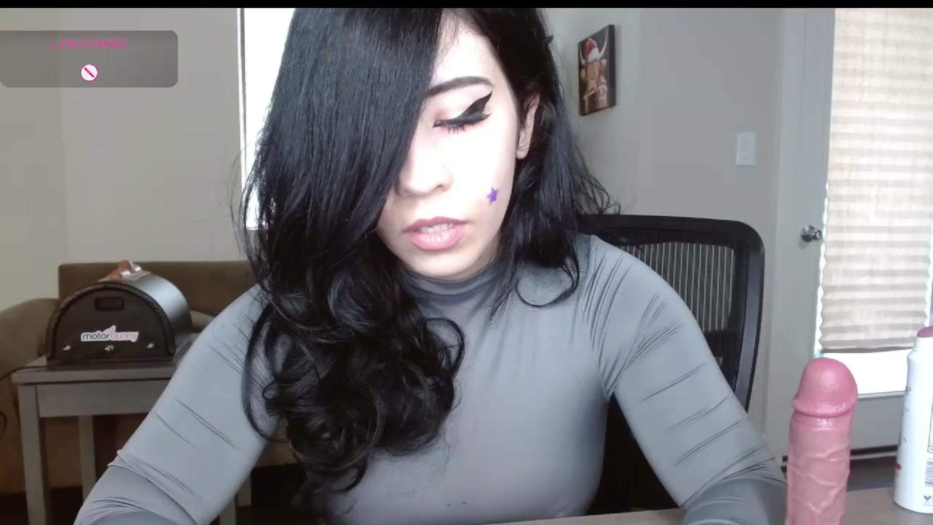 Gallery image thumbnail from Maikuchi's myfreecams stream on, 12/03/2024, 16:28 image 9 of 20