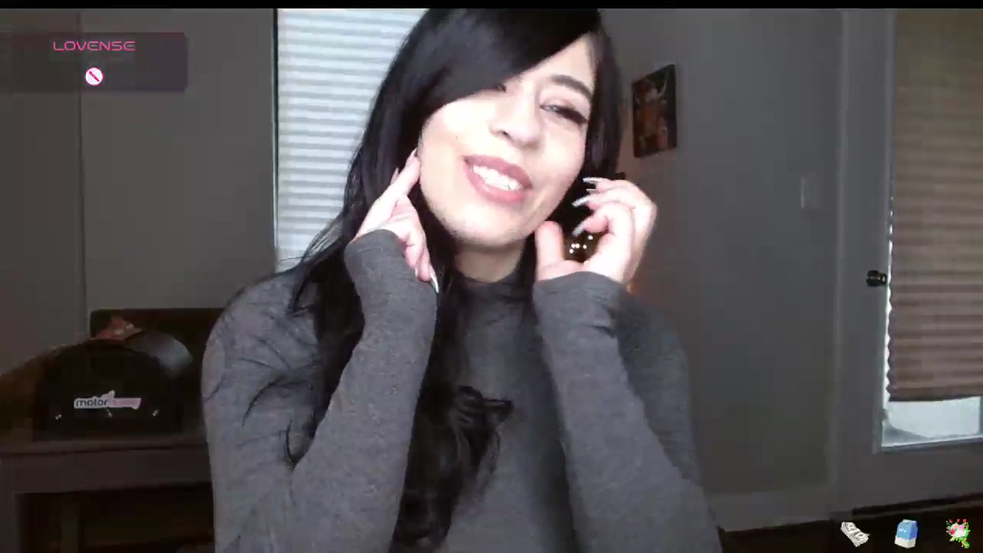Gallery image thumbnail from Maikuchi's myfreecams stream on, 12/08/2024, 17:41 image 7 of 20