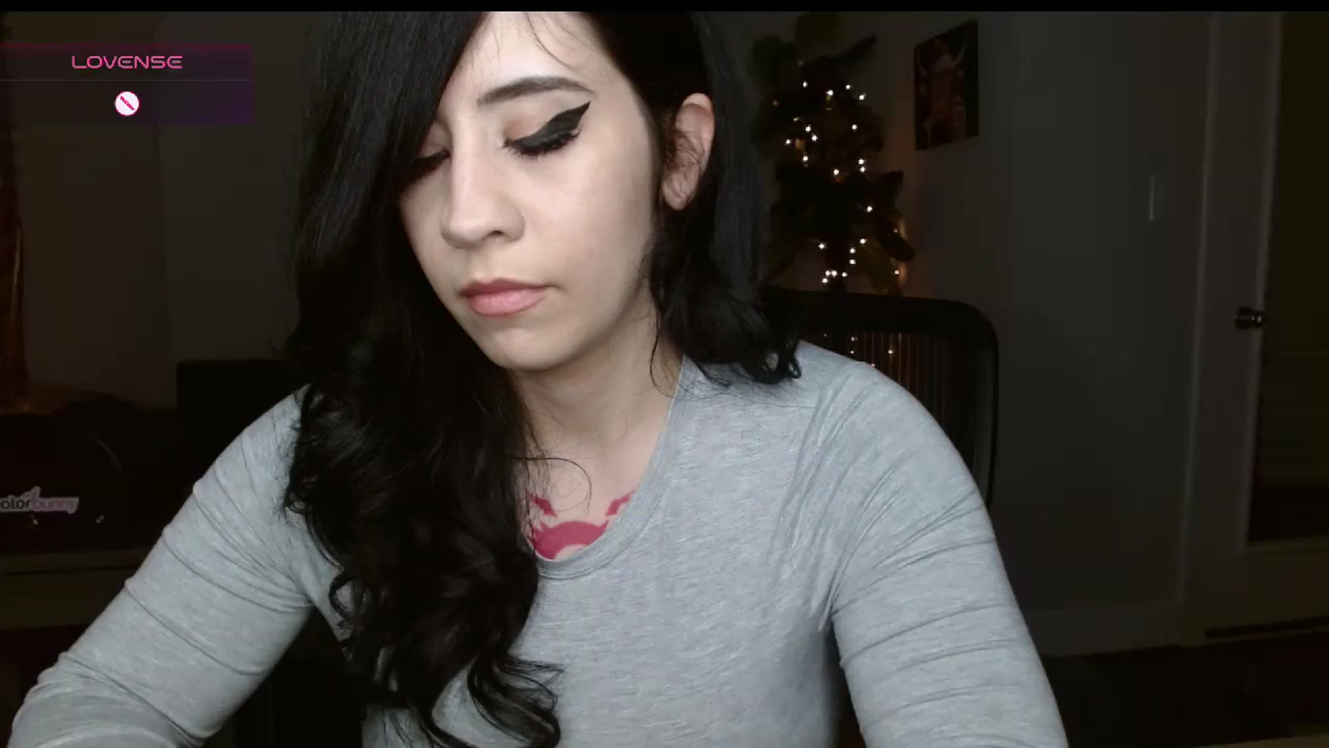 Gallery image thumbnail from Maikuchi's myfreecams stream on, 12/11/2024, 24:30 image 13 of 20