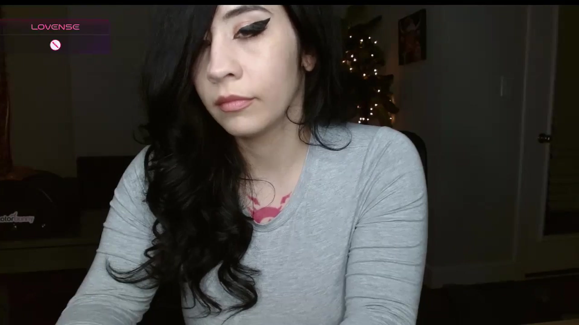 Gallery image thumbnail from Maikuchi's myfreecams stream on, 12/11/2024, 24:30 image 10 of 20