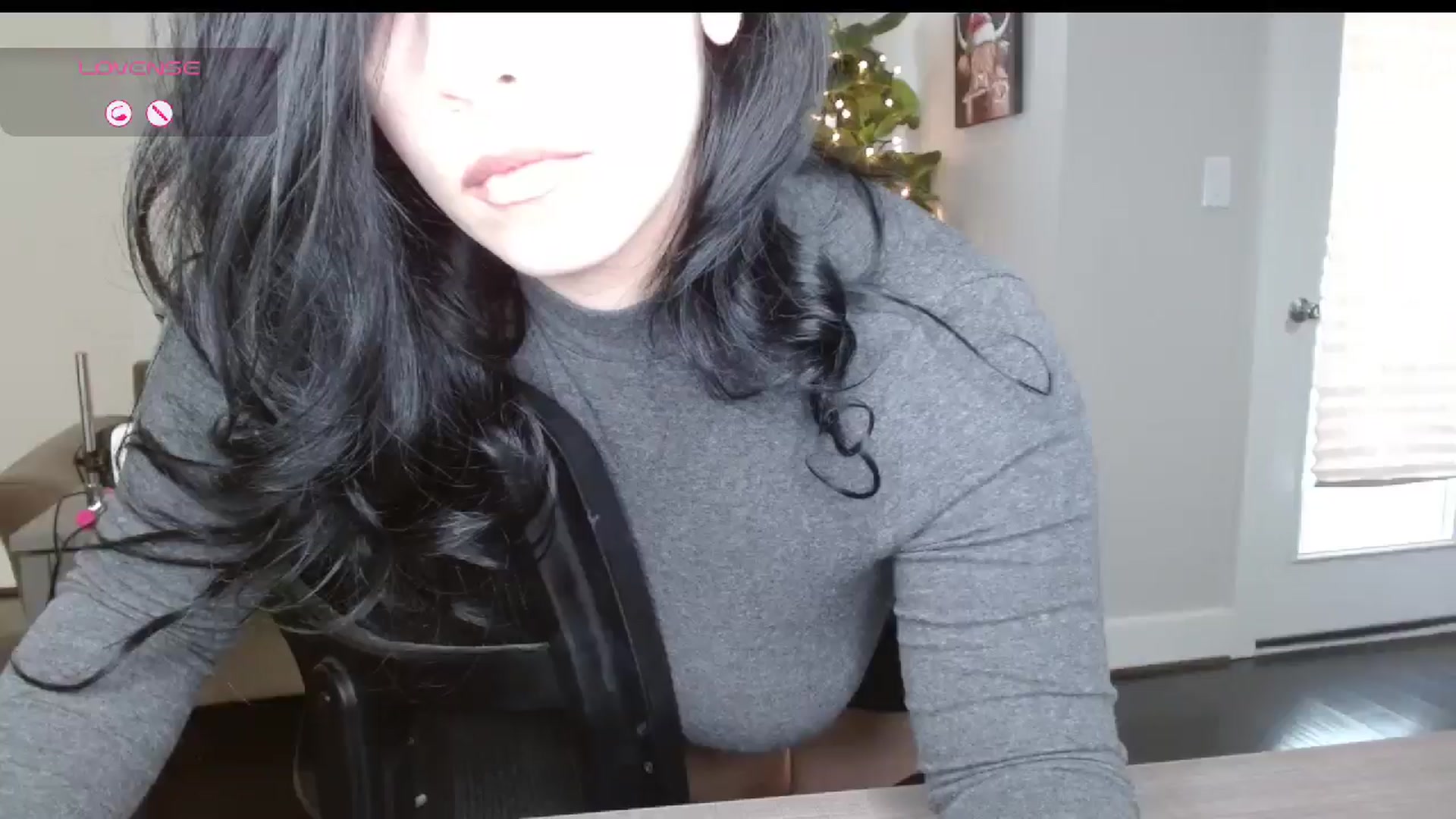 Gallery image thumbnail from Maikuchi's myfreecams stream on, 12/11/2024, 17:19 image 5 of 20