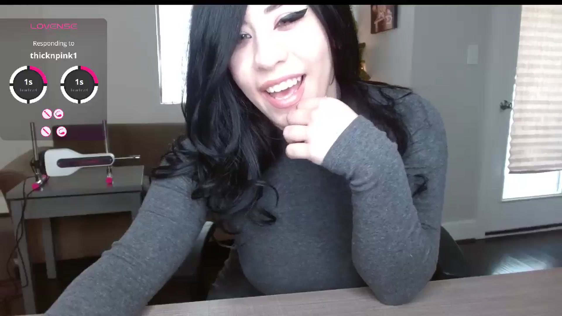 Gallery image thumbnail from Maikuchi's myfreecams stream on, 12/11/2024, 17:19 image 16 of 20