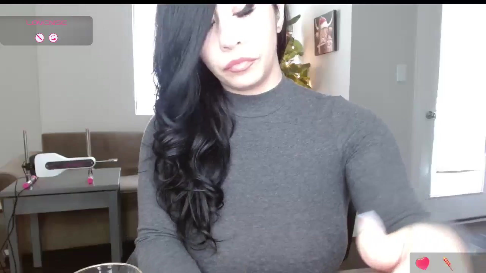 Gallery image thumbnail from Maikuchi's myfreecams stream on, 12/11/2024, 18:57 image 15 of 20