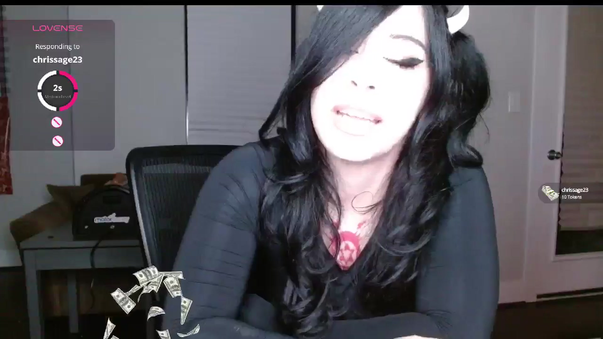 Gallery image thumbnail from Maikuchi's myfreecams stream on, 12/23/2024, 01:21 image 9 of 20