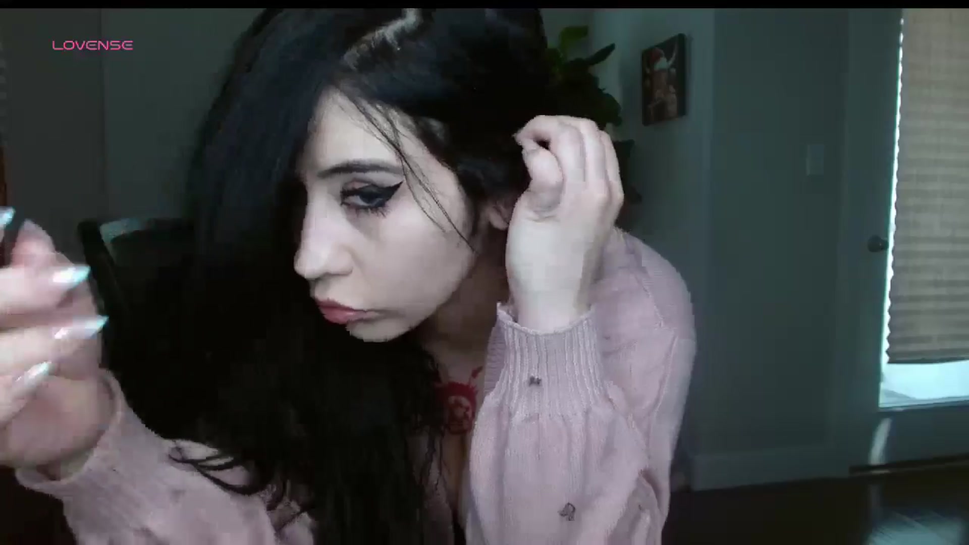 Gallery image thumbnail from Maikuchi's myfreecams stream on, 12/27/2024, 19:54 image 2 of 20