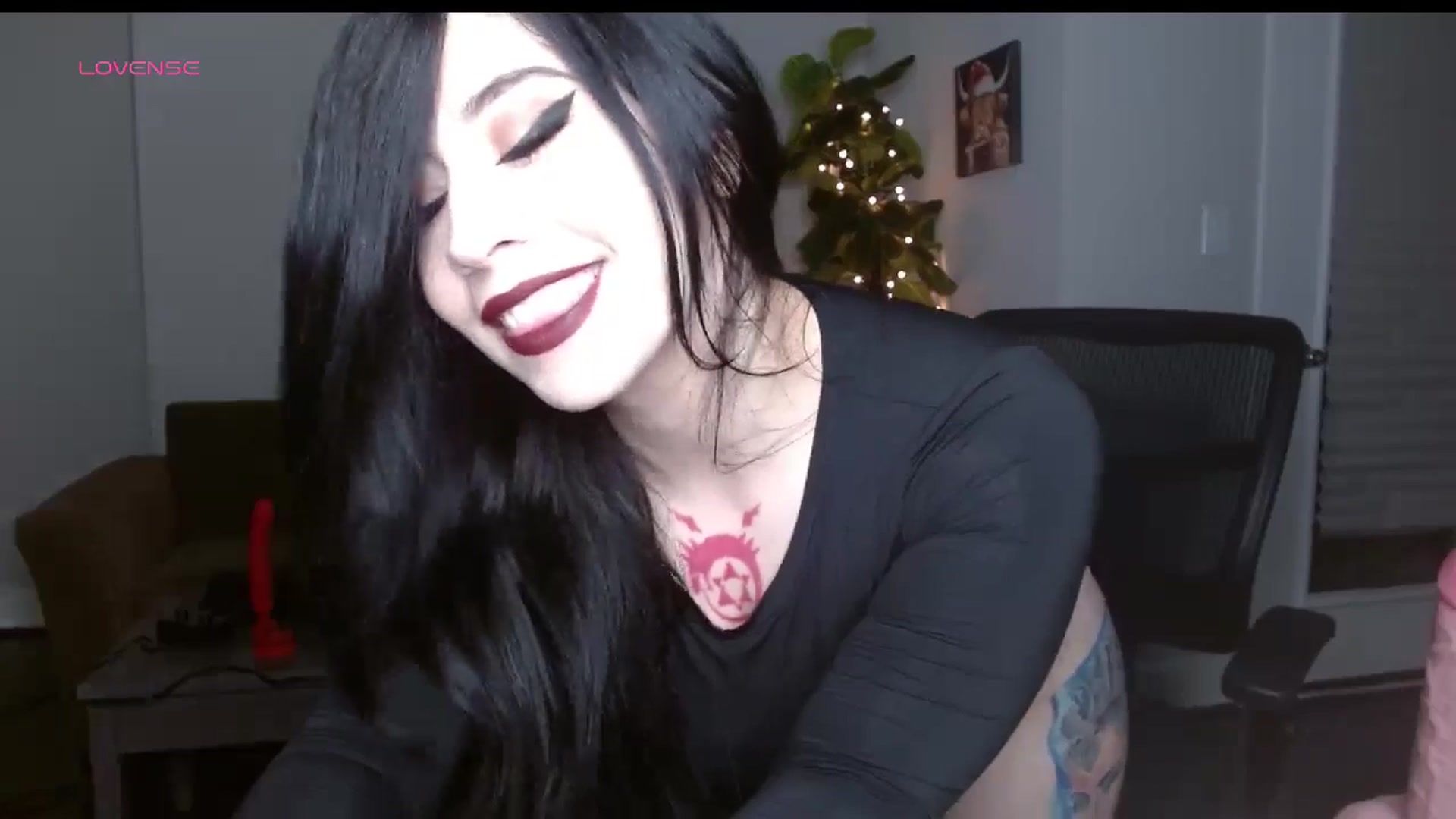 Gallery image thumbnail from Maikuchi's myfreecams stream on, 01/01/2025, 01:36 image 13 of 20