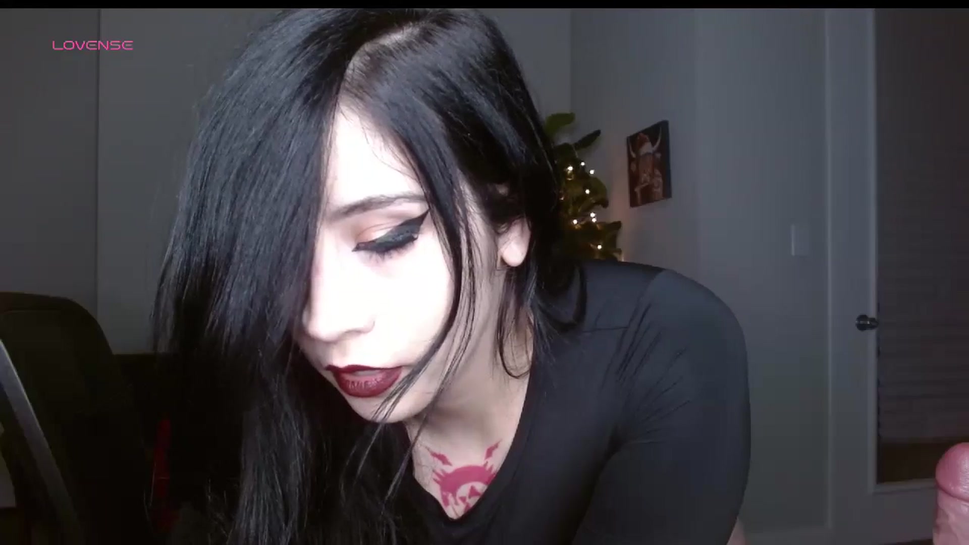 Gallery image thumbnail from Maikuchi's myfreecams stream on, 01/01/2025, 01:36 image 10 of 20
