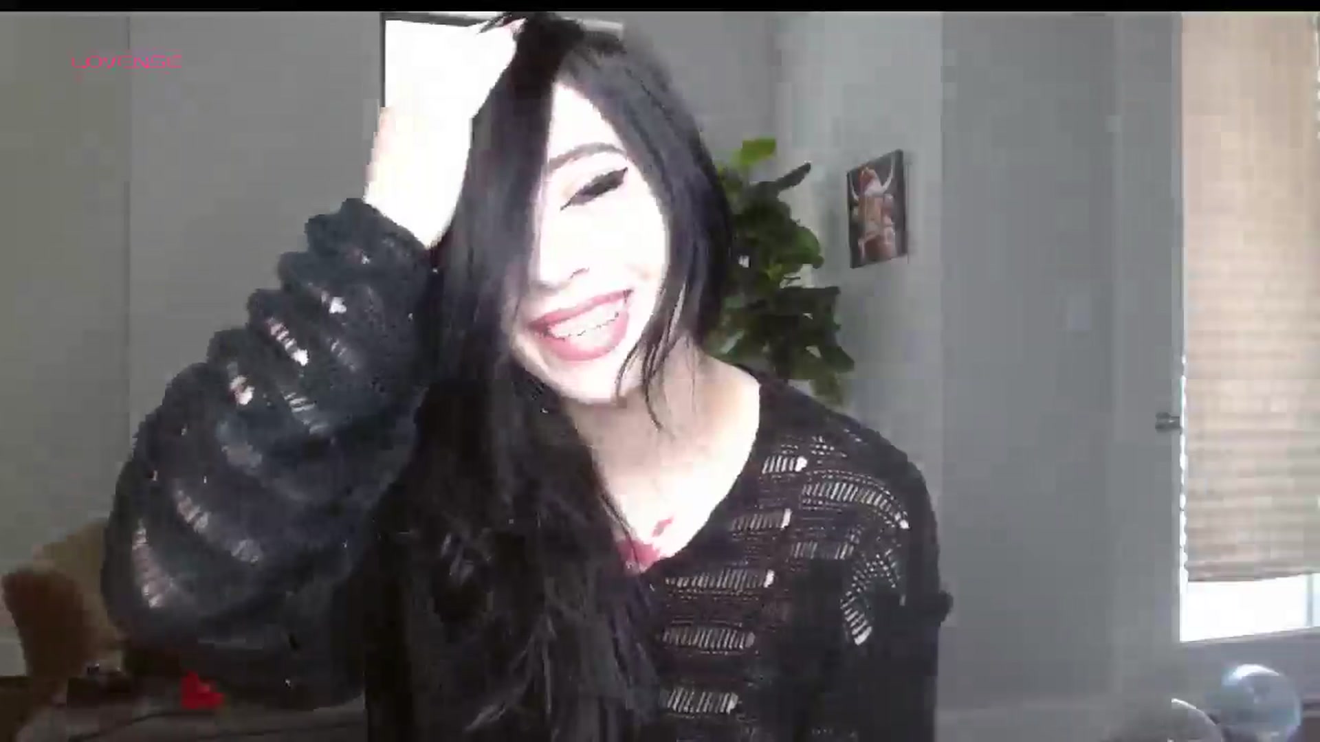 Gallery image thumbnail from Maikuchi's myfreecams stream on, 01/01/2025, 19:23 image 6 of 20