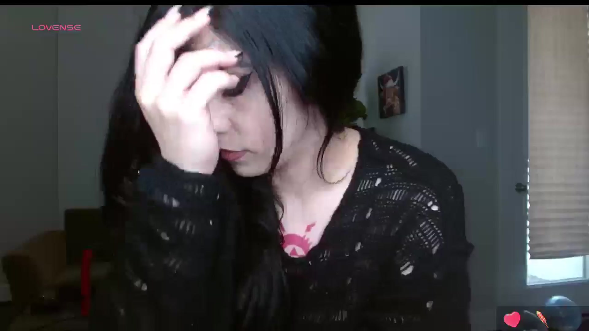 Gallery image thumbnail from Maikuchi's myfreecams stream on, 01/01/2025, 19:23 image 15 of 20