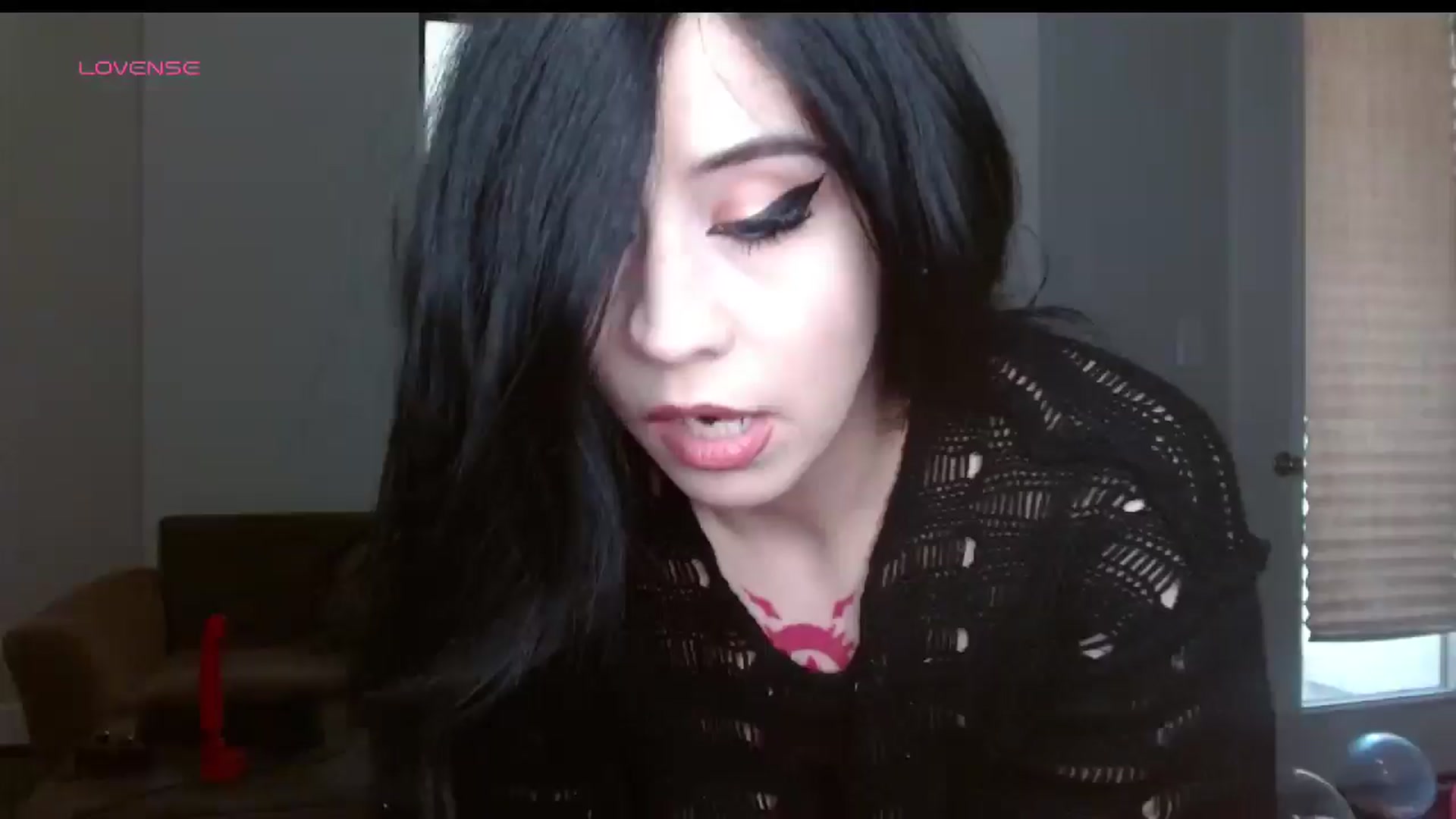 Gallery image thumbnail from Maikuchi's myfreecams stream on, 01/01/2025, 19:23 image 17 of 20