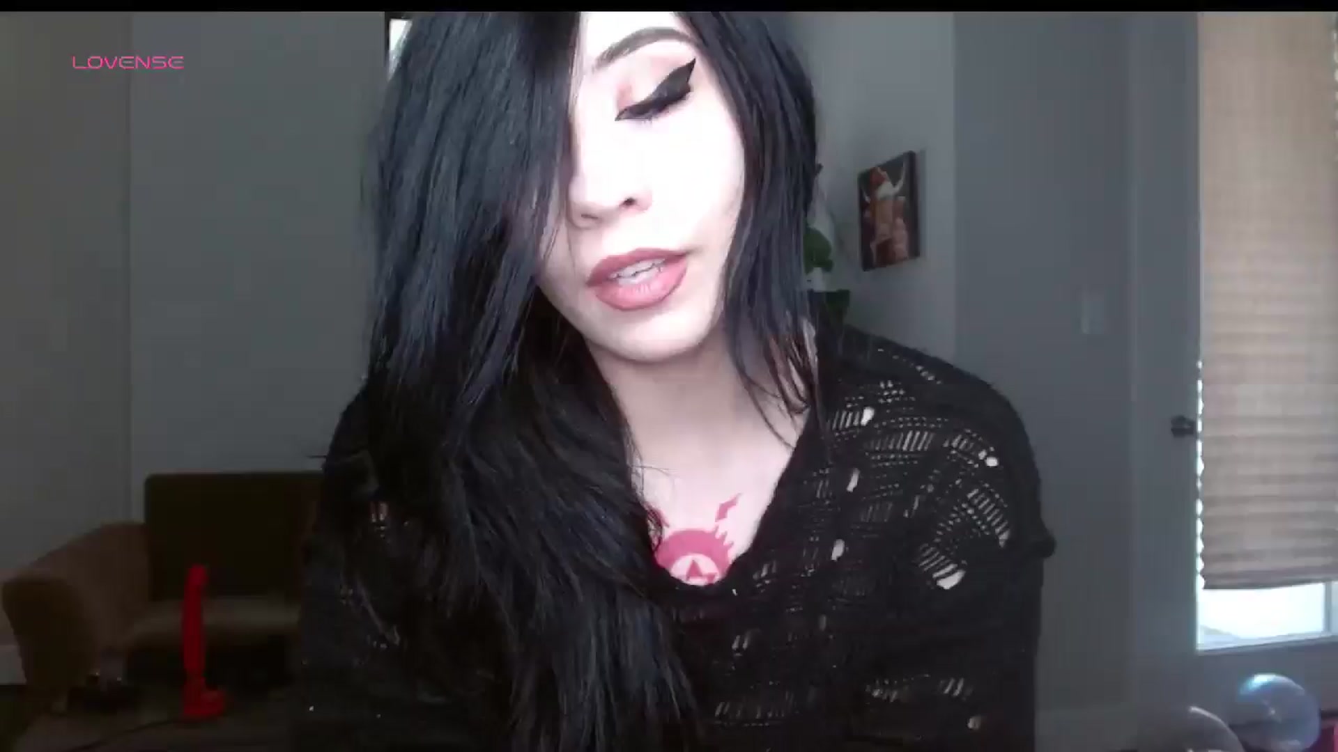 Gallery image thumbnail from Maikuchi's myfreecams stream on, 01/01/2025, 19:23 image 16 of 20