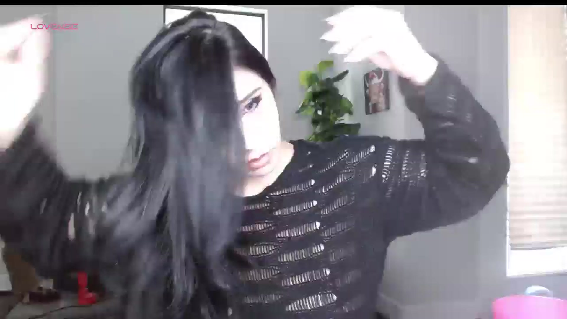 Gallery image thumbnail from Maikuchi's myfreecams stream on, 01/01/2025, 19:23 image 19 of 20