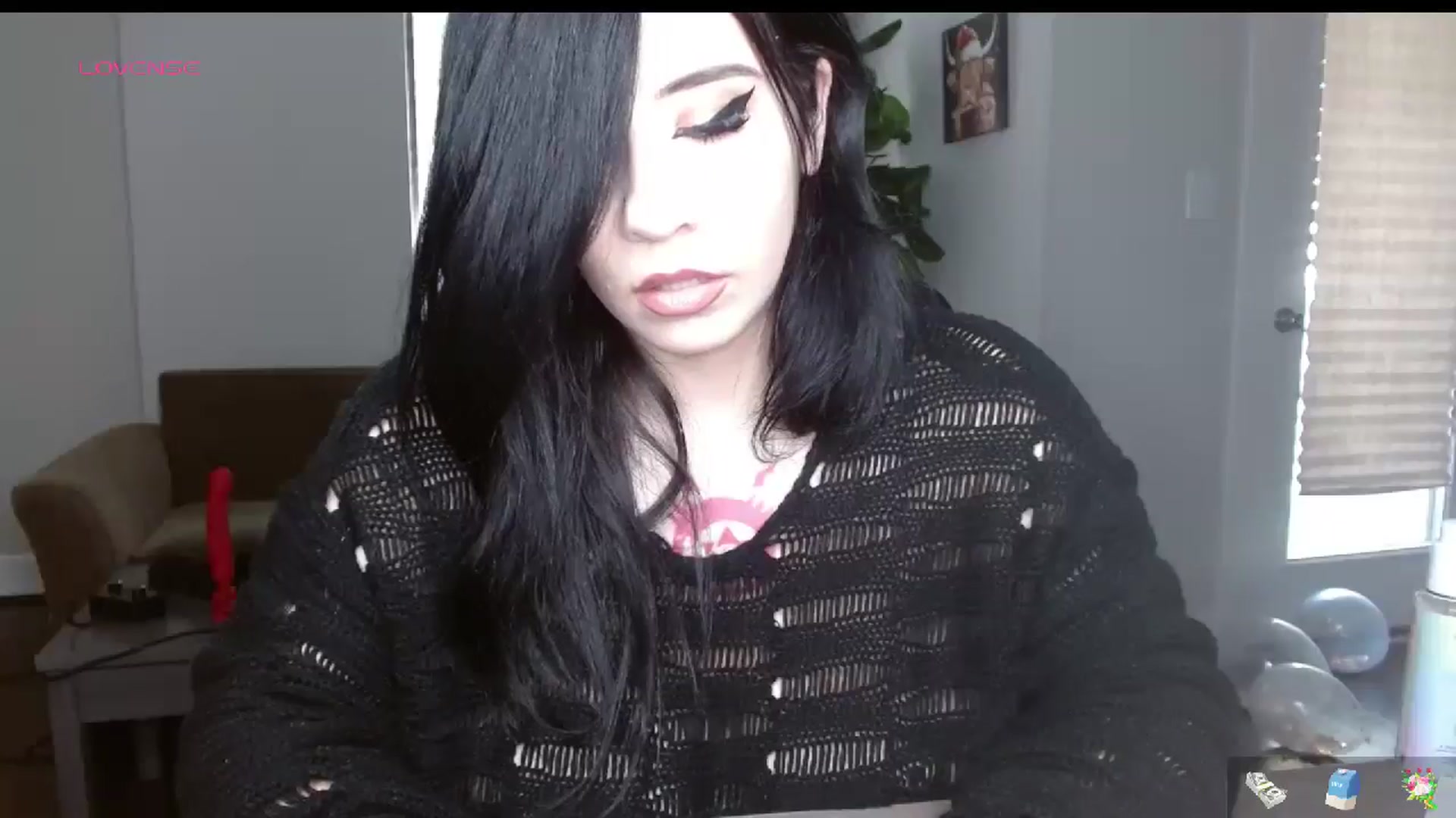 Gallery image thumbnail from Maikuchi's myfreecams stream on, 01/01/2025, 20:13 image 12 of 20