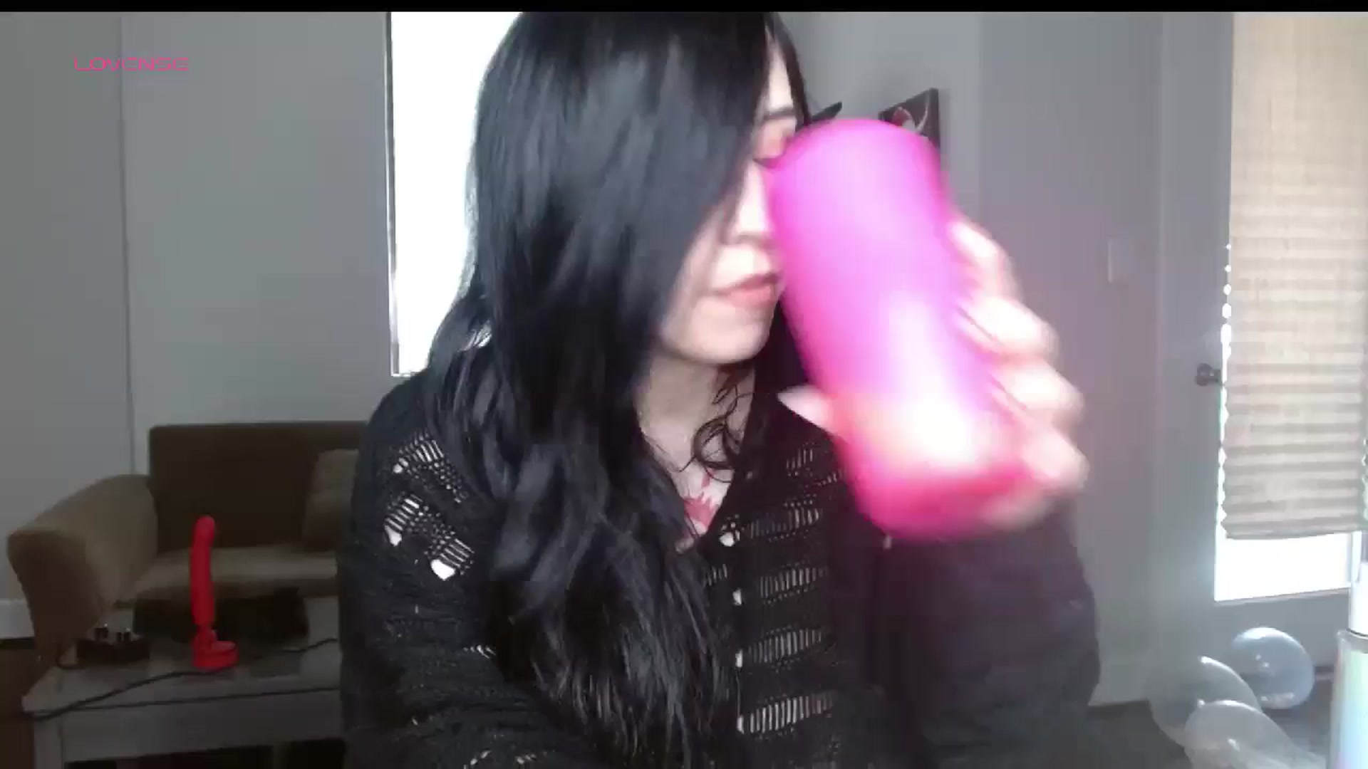 Gallery image thumbnail from Maikuchi's myfreecams stream on, 01/01/2025, 20:13 image 15 of 20