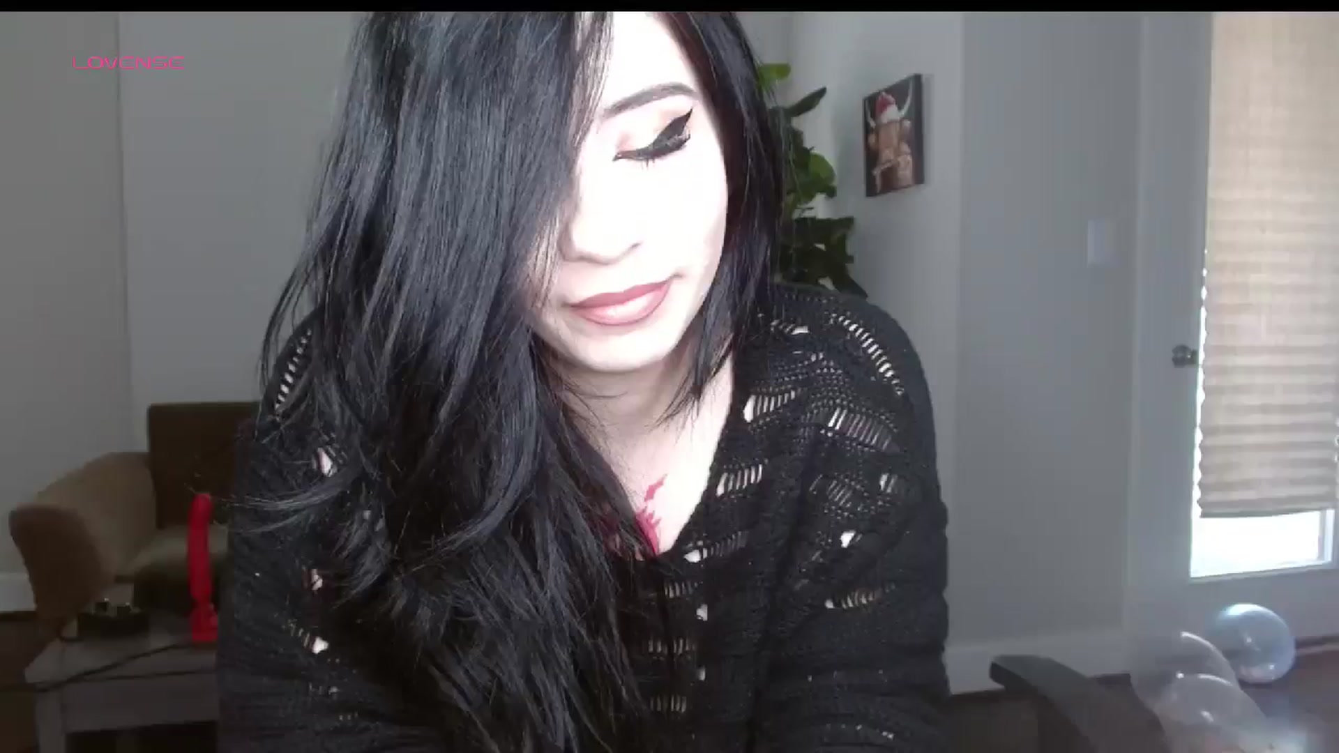 Gallery image thumbnail from Maikuchi's myfreecams stream on, 01/01/2025, 20:13 image 1 of 20
