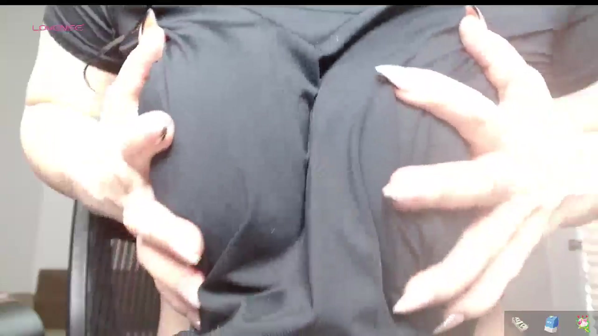 Gallery image thumbnail from Maikuchi's myfreecams stream on, 01/02/2025, 20:32 image 13 of 20