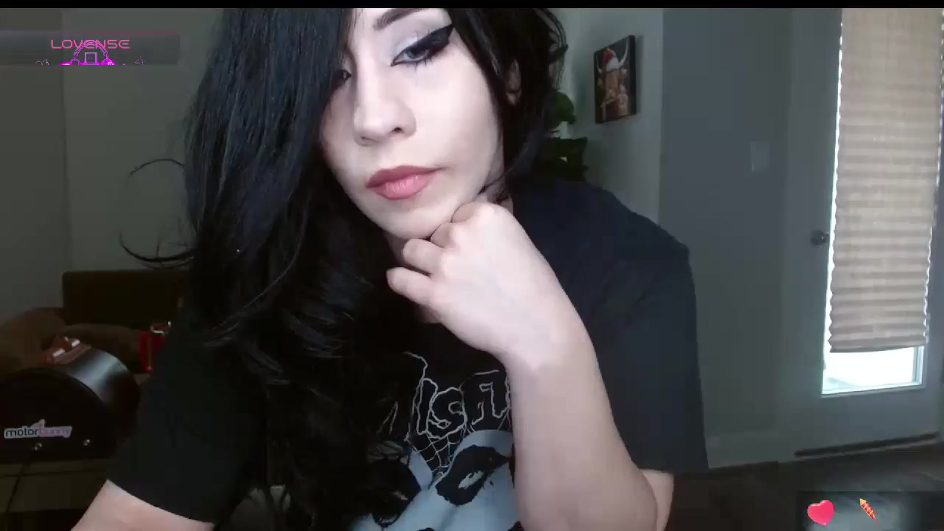 Gallery image thumbnail from Maikuchi's myfreecams stream on, 01/05/2025, 19:44 image 1 of 20