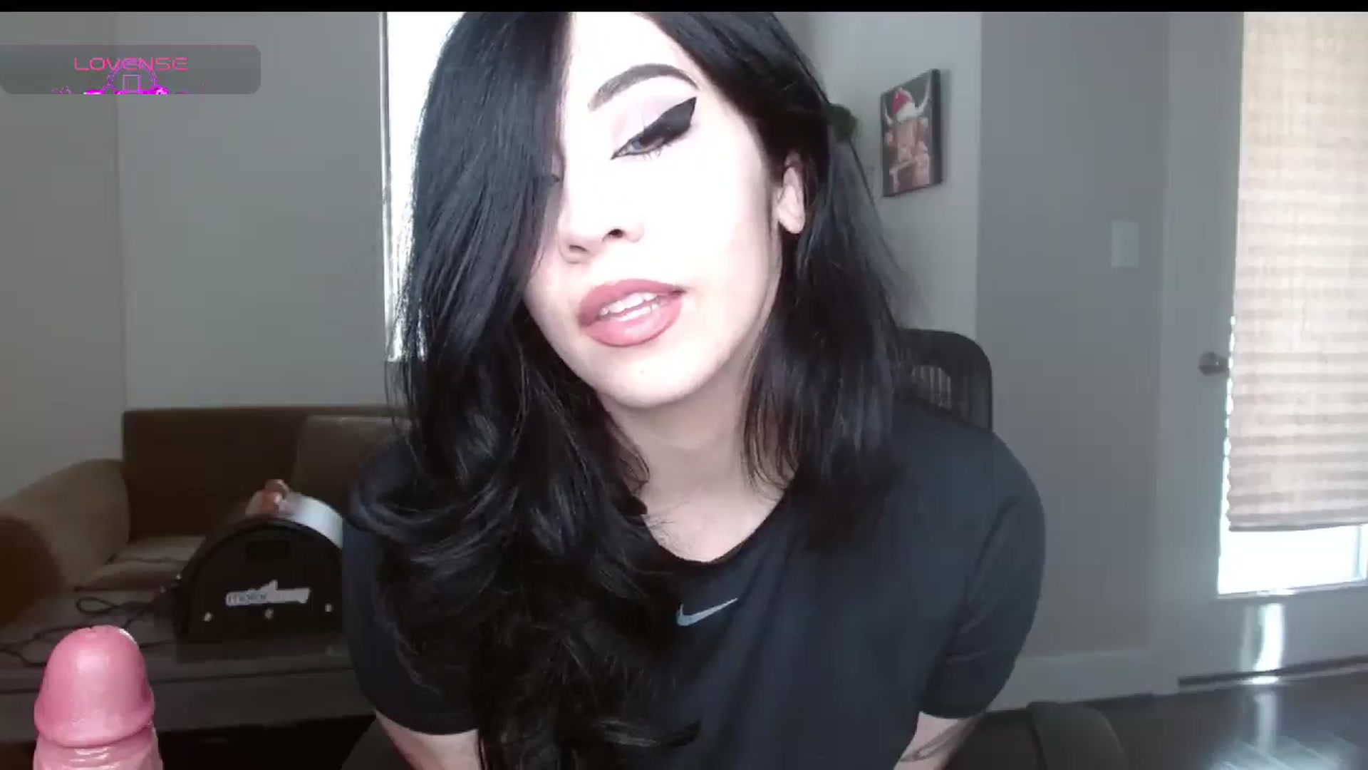 Gallery image thumbnail from Maikuchi's myfreecams stream on, 01/06/2025, 20:27 image 2 of 20